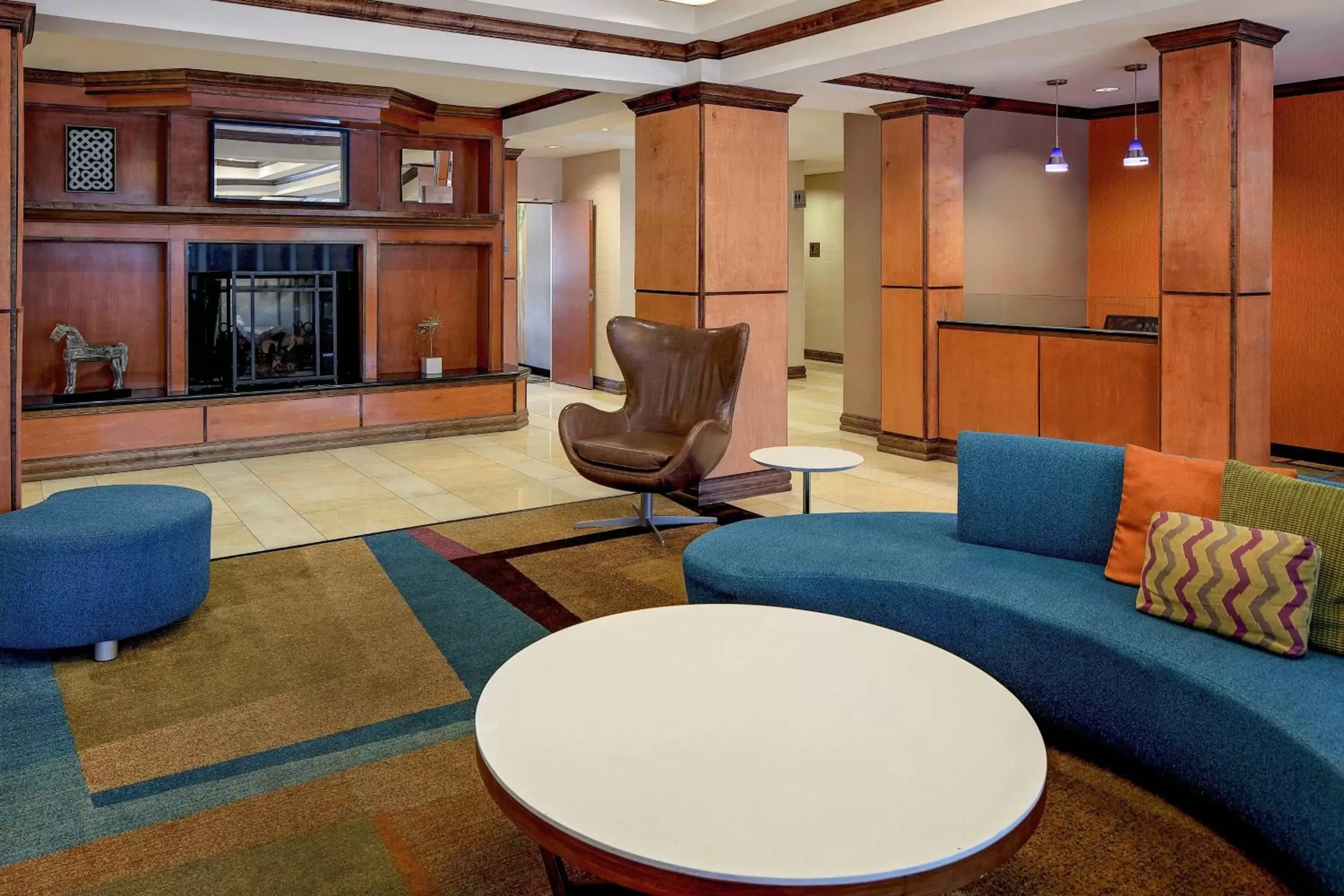 Lobby or reception, Seating Area in Fairfield Inn & Suites by Marriott San Antonio SeaWorld / Westover Hills