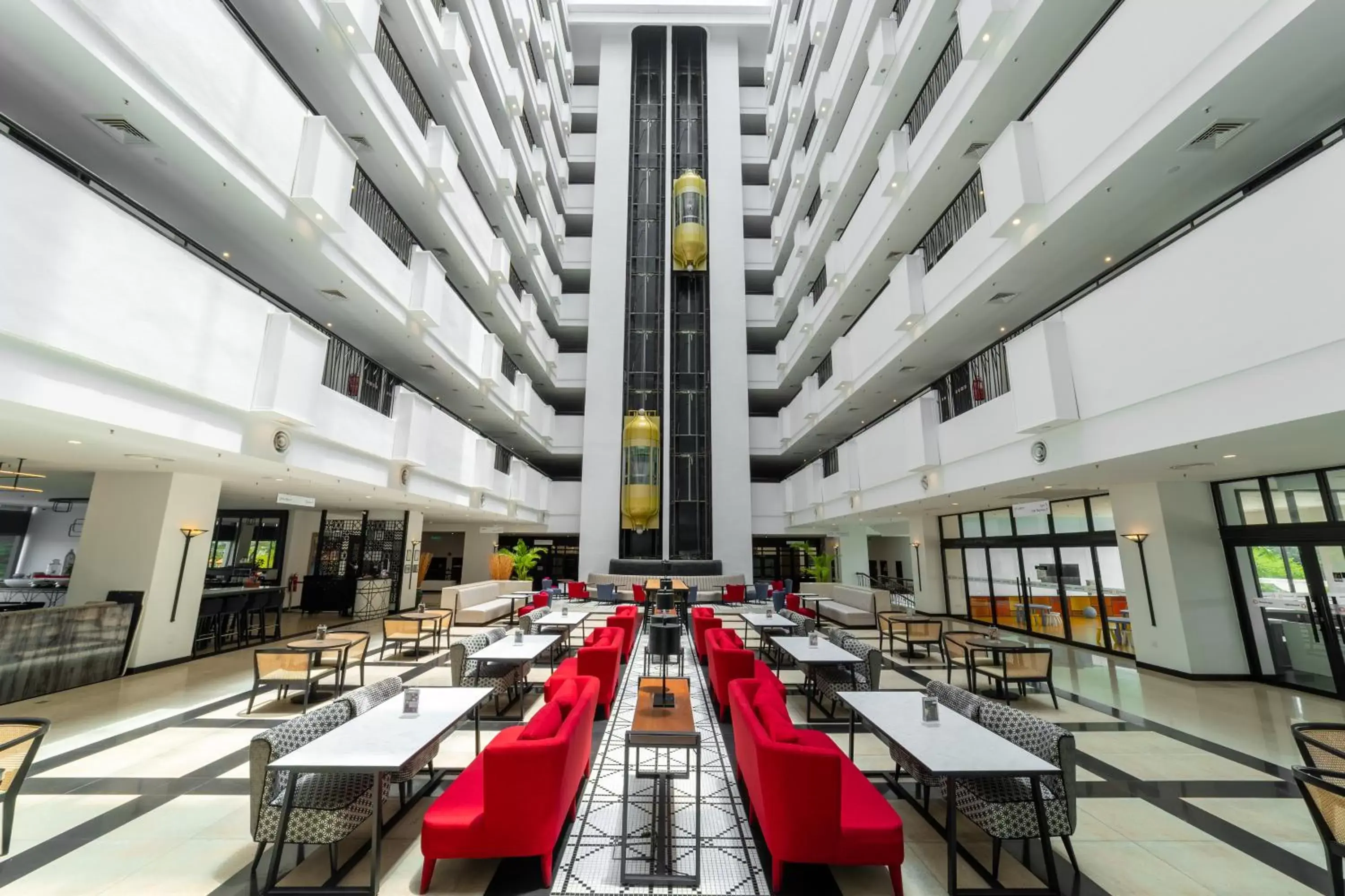 Restaurant/places to eat in Travelodge Ipoh Restaurant/places to eat in Travelodge Ipoh