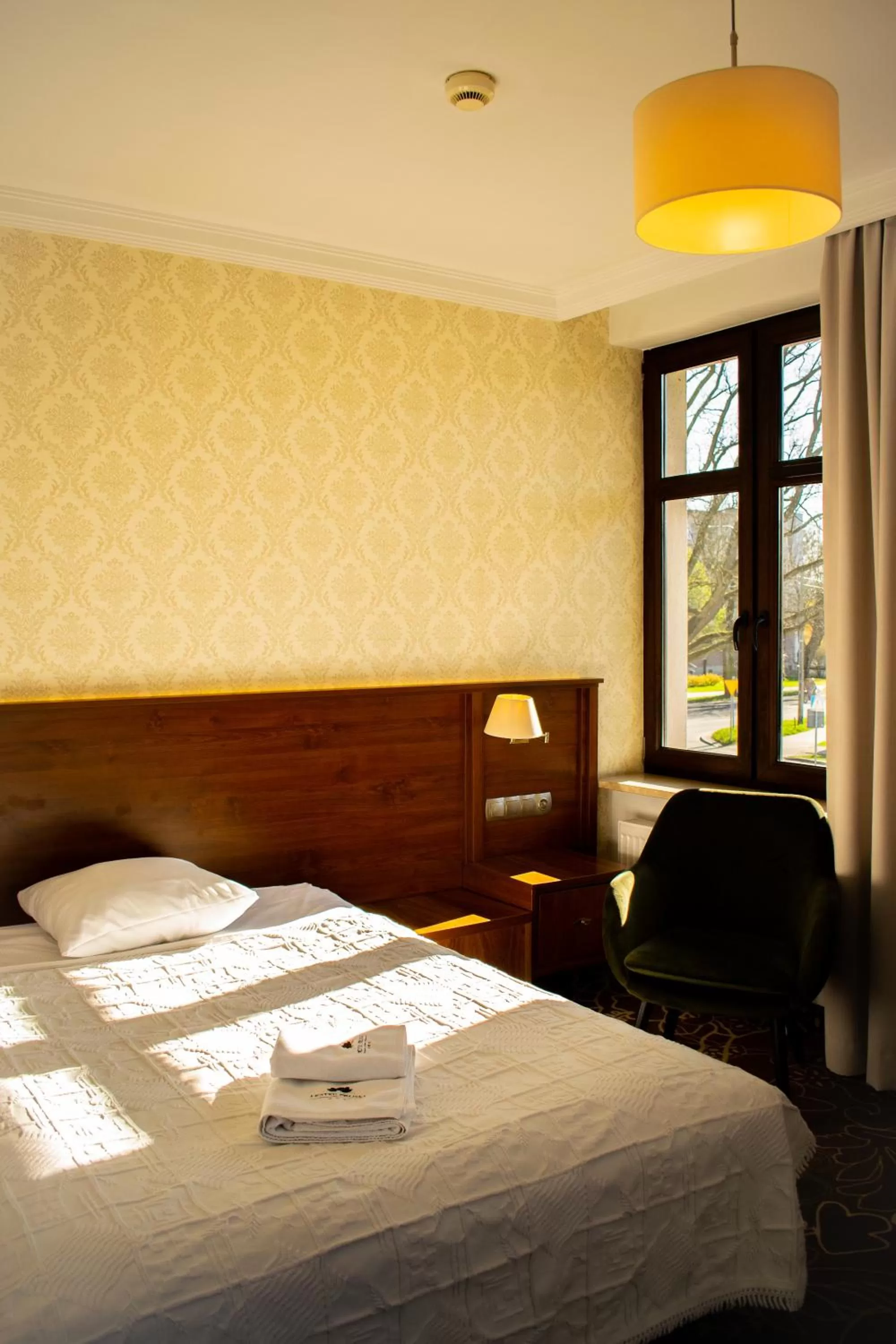 Bed in Hotel Pruski