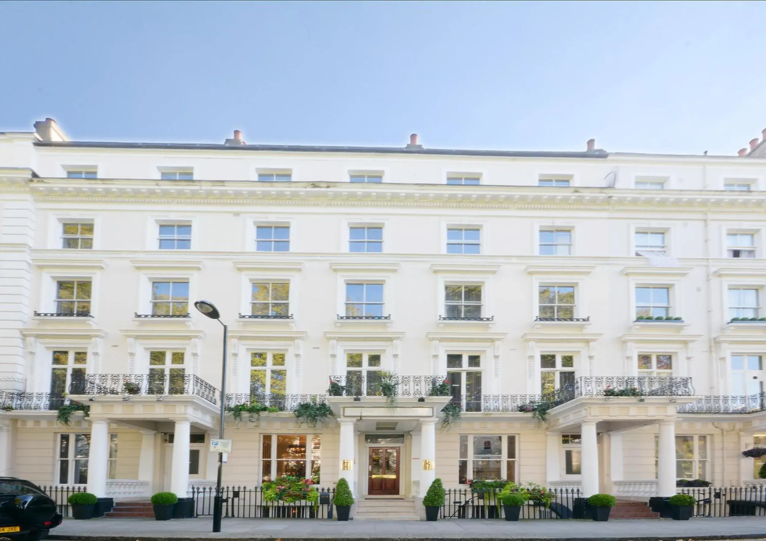 Property Building in The Premier Notting Hill
