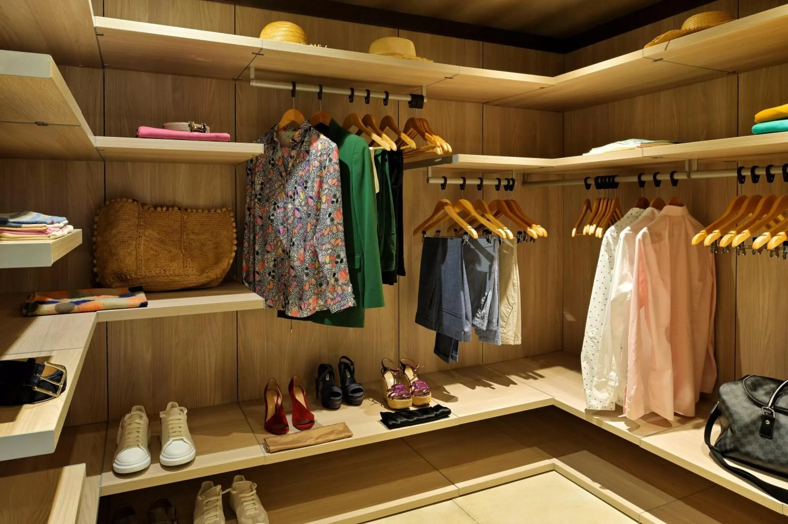 wardrobe in Hotel Bartaccia