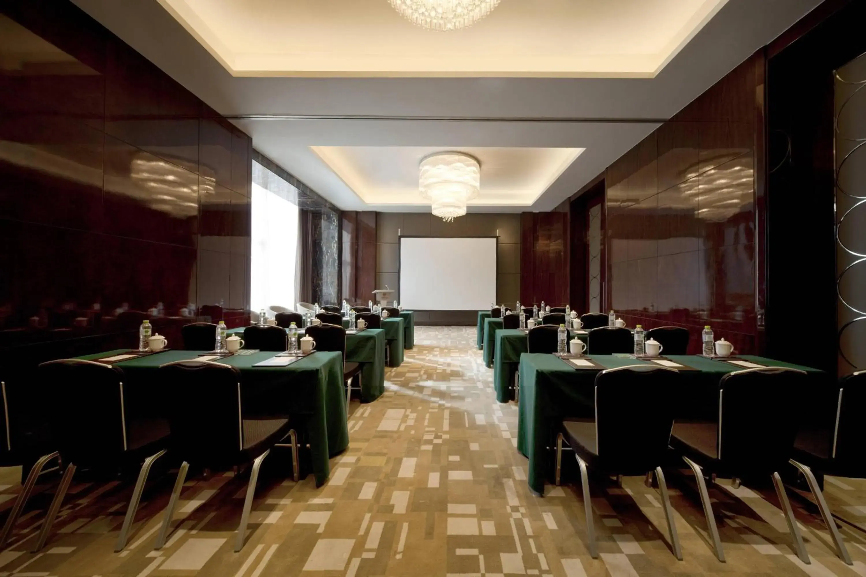 Meeting/conference room in Sheraton Changzhou Xinbei Hotel