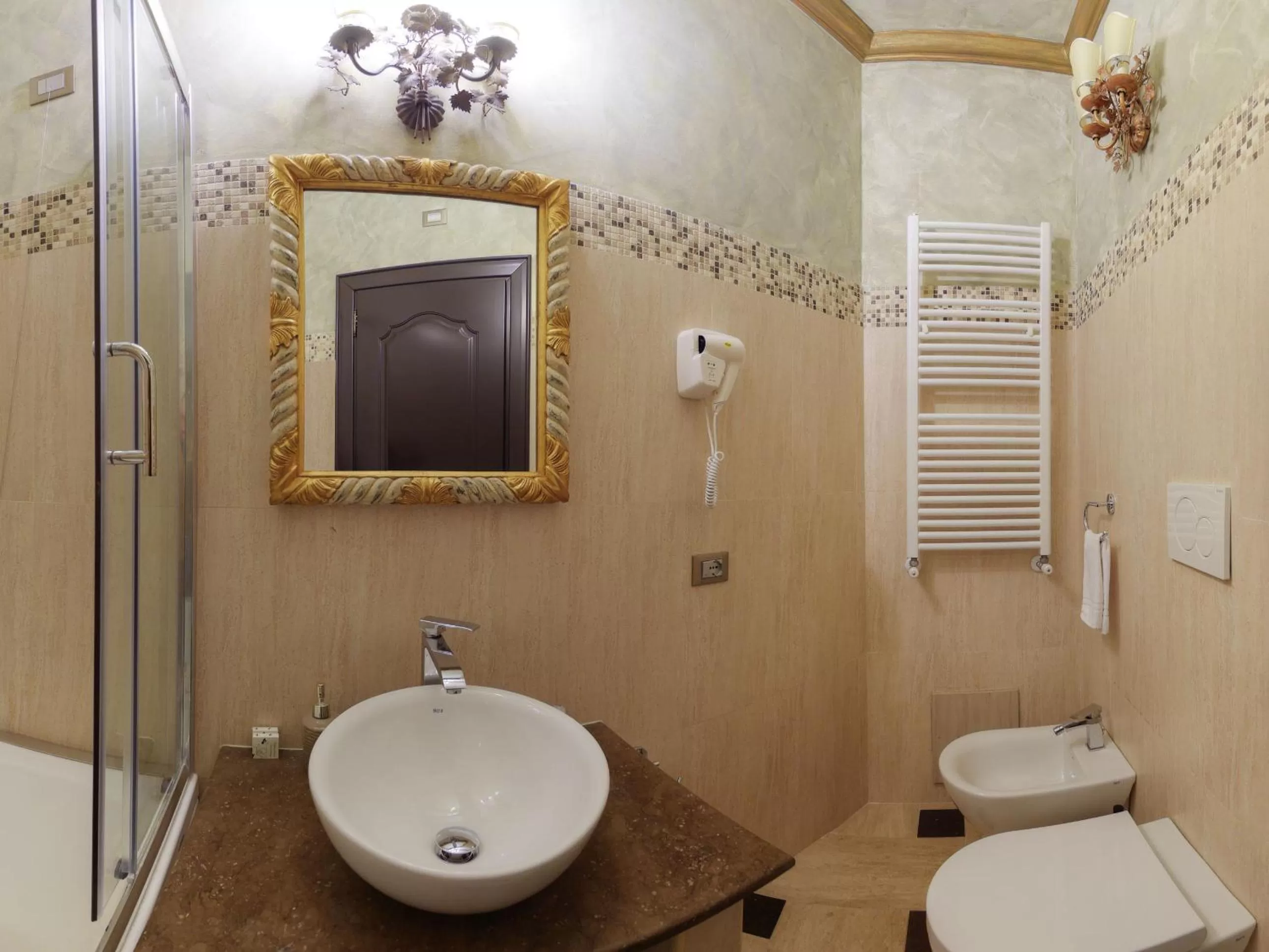 Bathroom in Antica Dimora Delle Cinque Lune