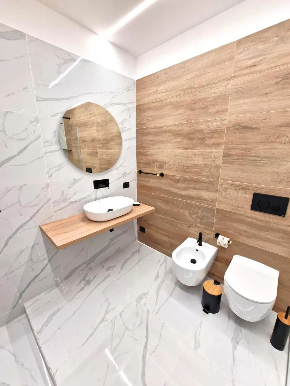 Toilet, Bathroom in B&B ONE