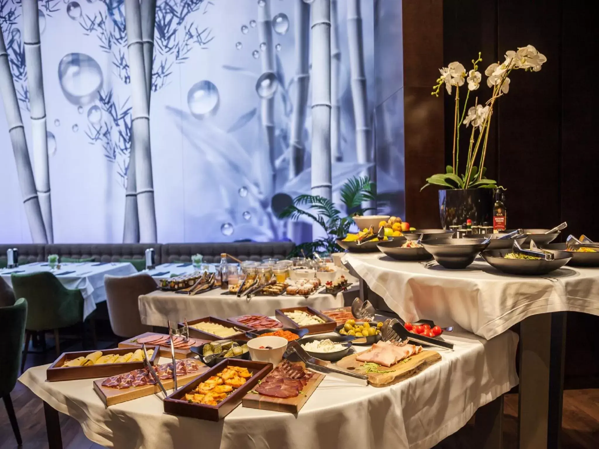 Buffet breakfast, Restaurant/Places to Eat in SAINT TEN Hotel, Small Luxury Hotels