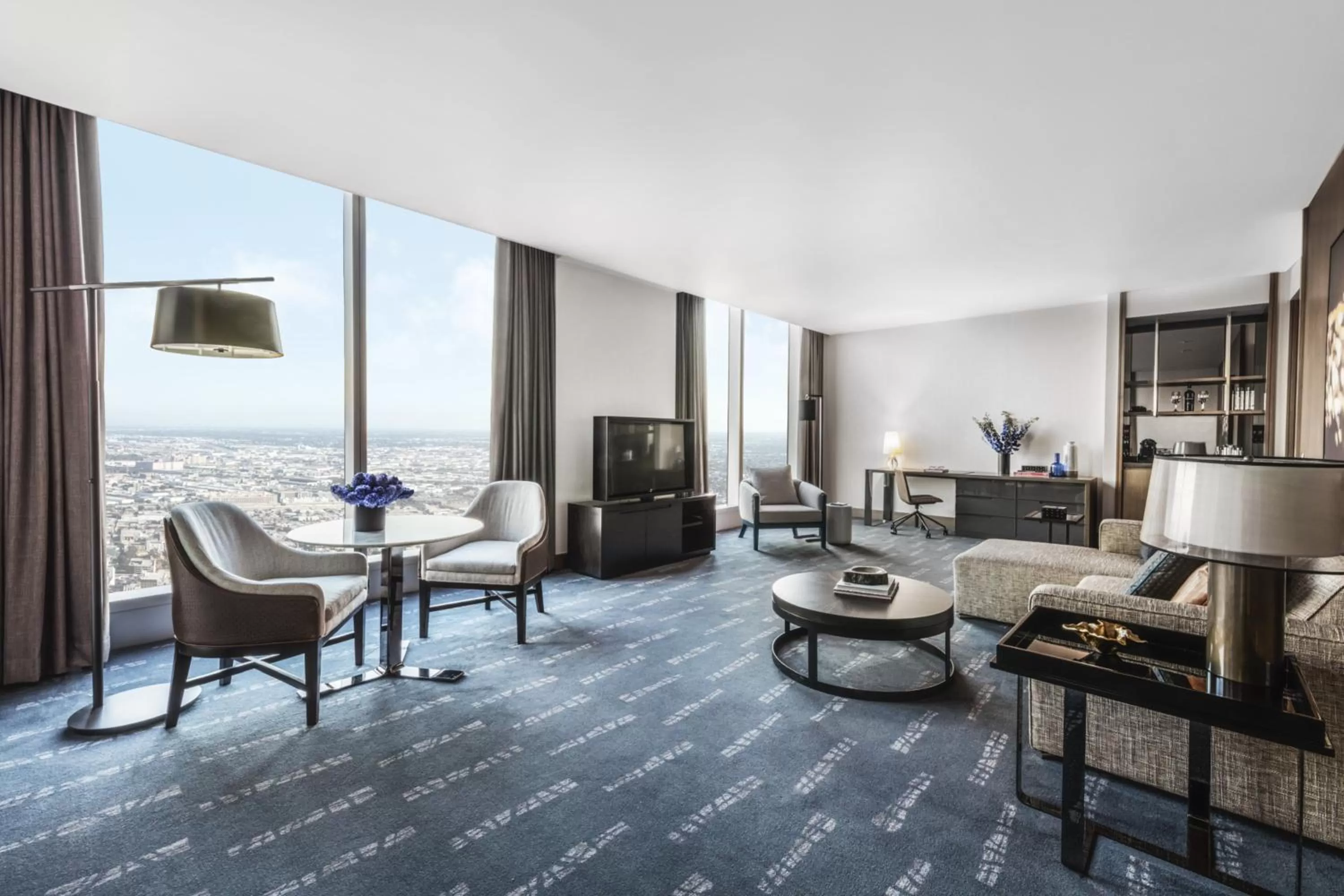 Photo of the whole room in InterContinental - Los Angeles Downtown by IHG