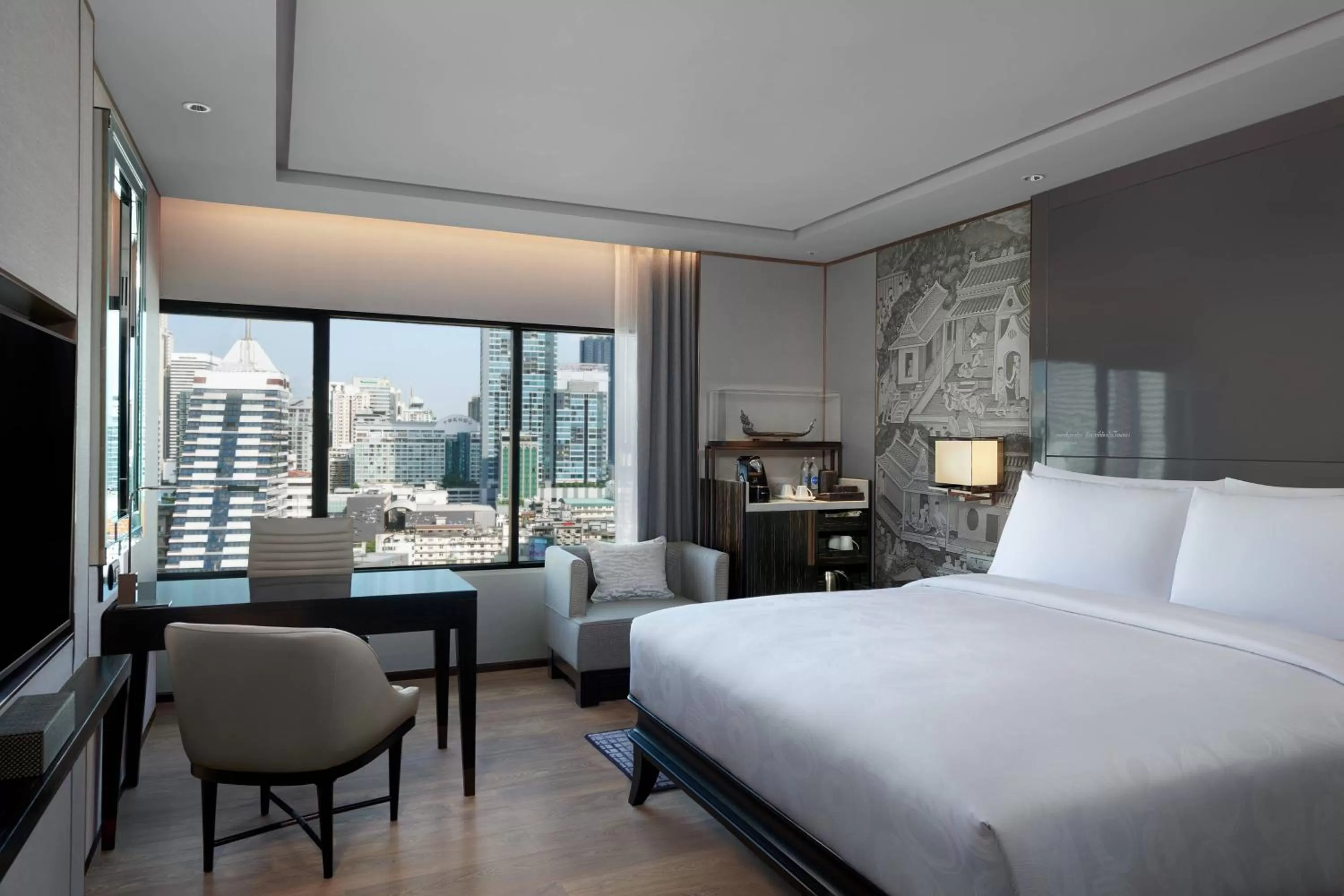 Photo of the whole room, Bed in JW Marriott Hotel Bangkok