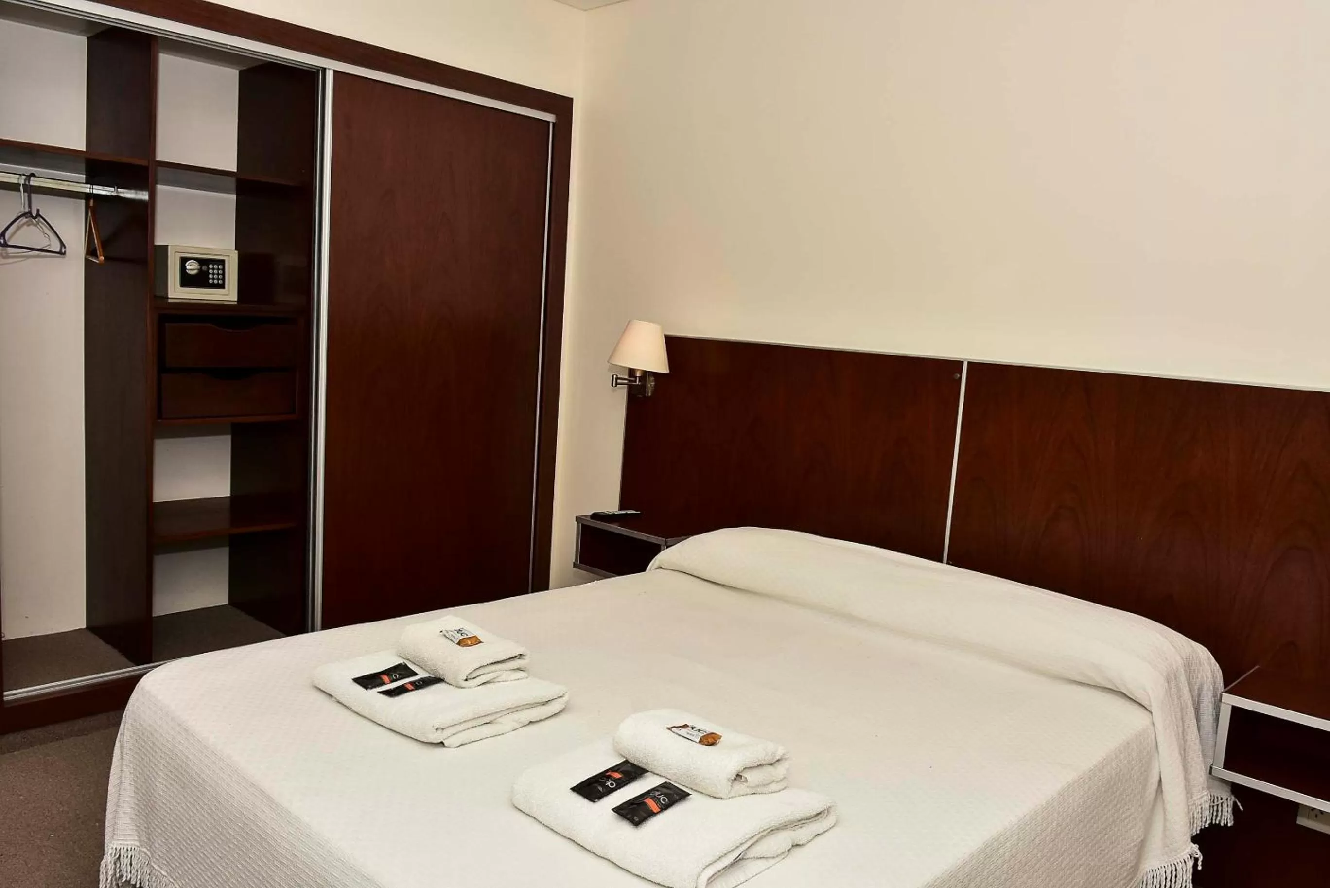 Photo of the whole room, Bed in Hotel Playa