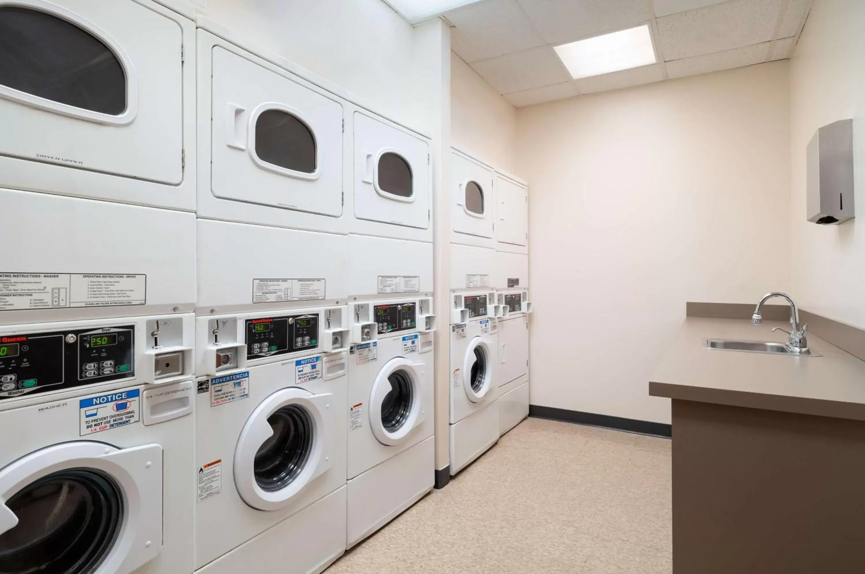 On site, Kitchen/Kitchenette in Hyatt House White Plains