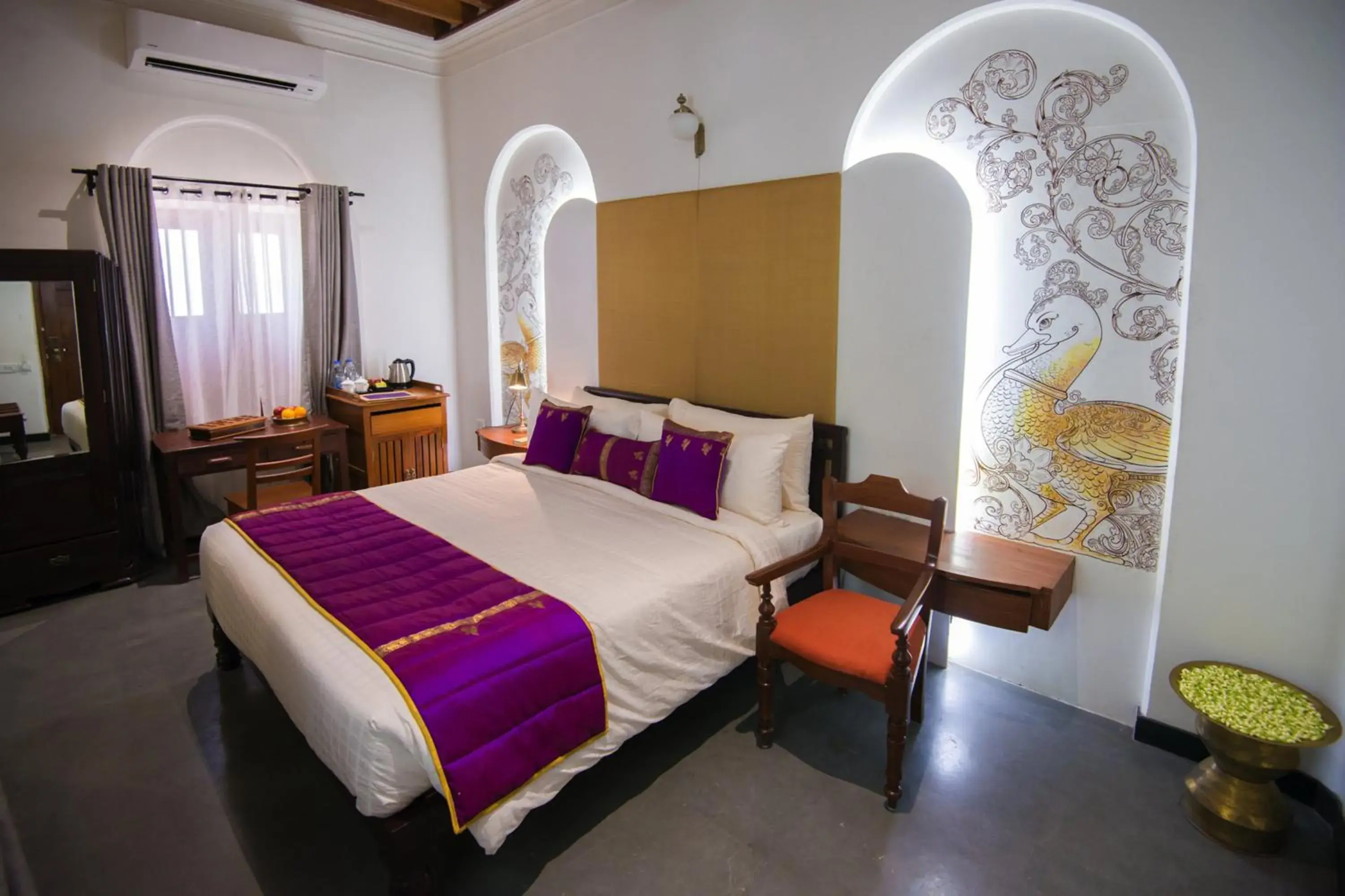 Bed in Svatma Heritage Hotel