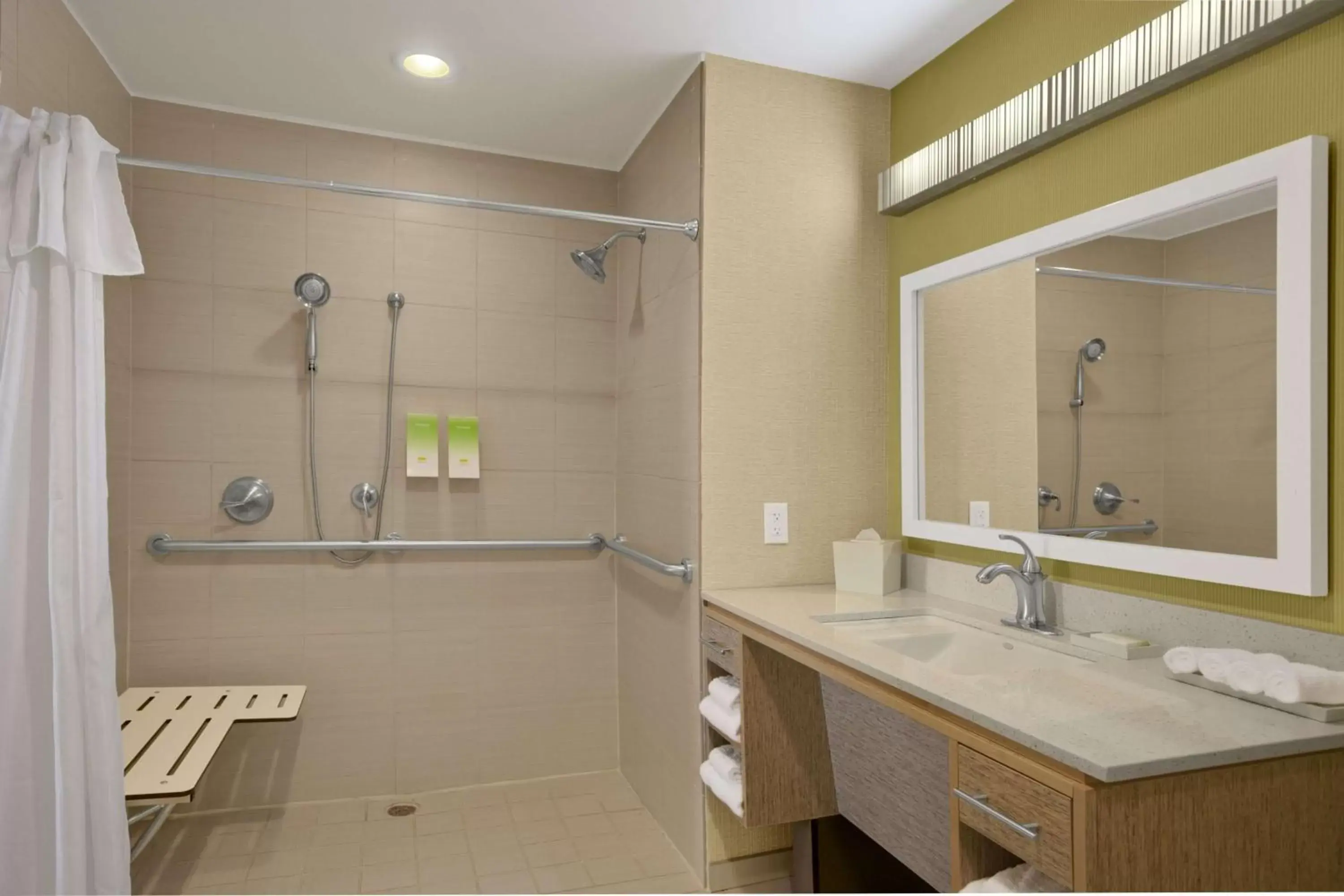 Bathroom in Home2 Suites by Hilton - Oxford