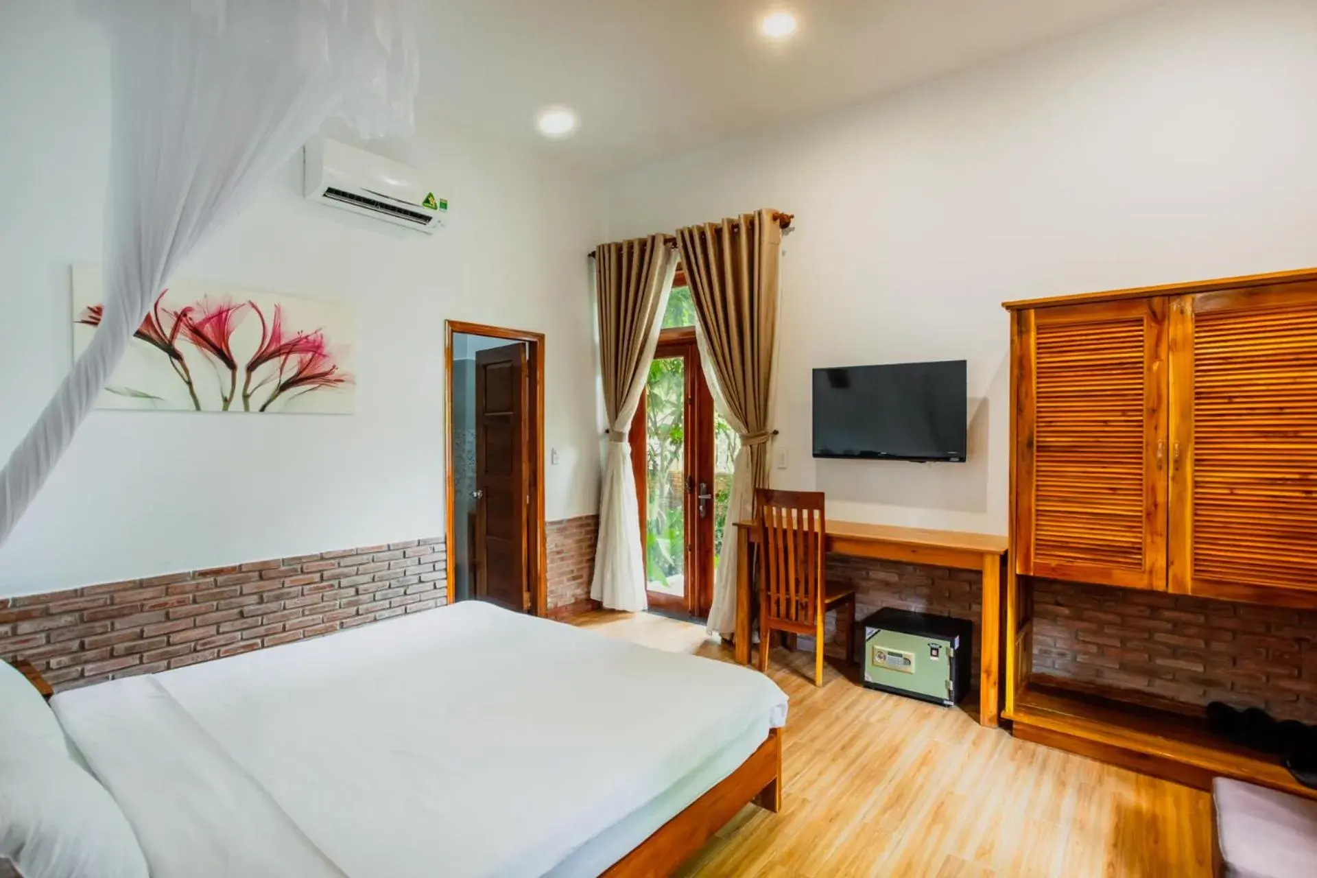 Bed in Miana Resort Phu Quoc