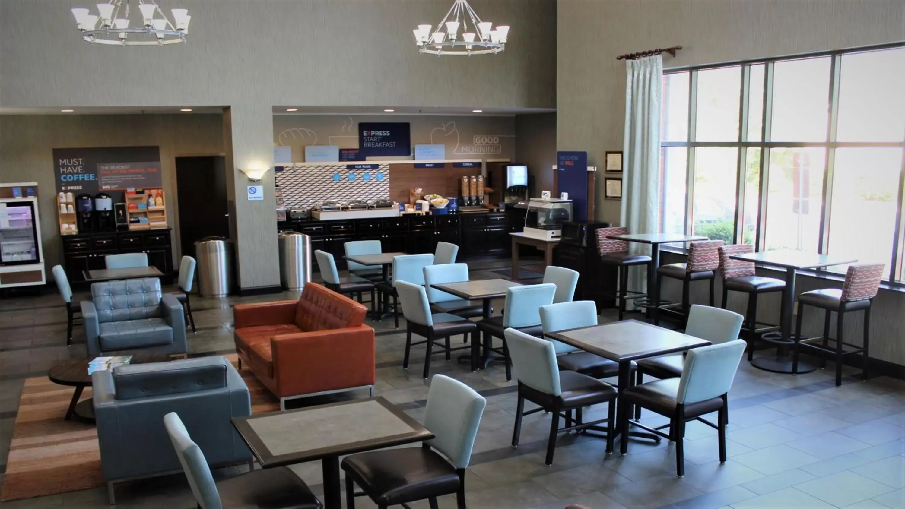 Breakfast, Restaurant/Places to Eat in Holiday Inn Express Hotels & Suites Rockingham West, an IHG Hotel