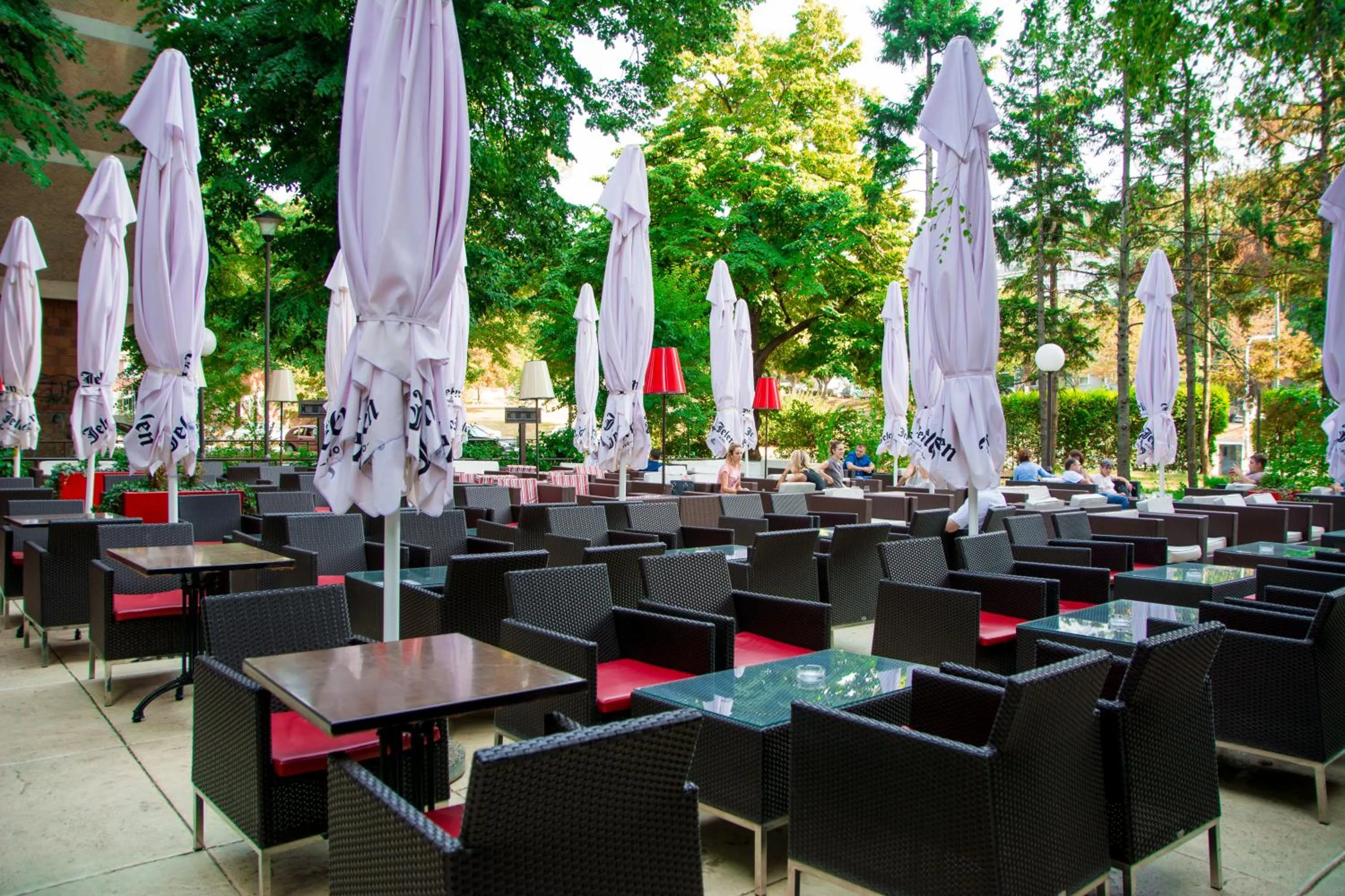 Restaurant/places to eat in Hotel Srbija-FREE PARKING