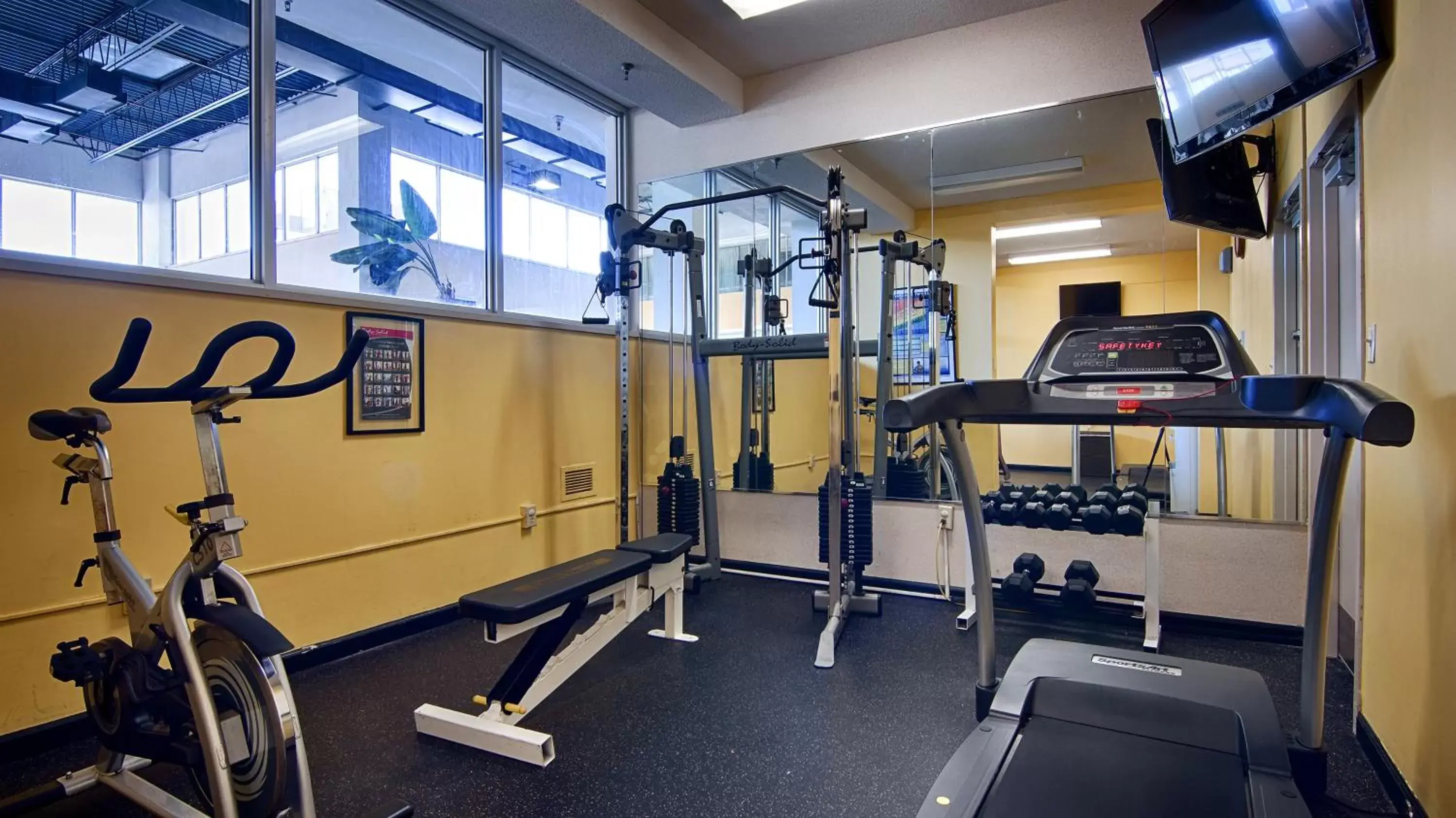 Fitness centre/facilities, Fitness Center/Facilities in Quality Inn & Suites East Syracuse - Carrier Circle