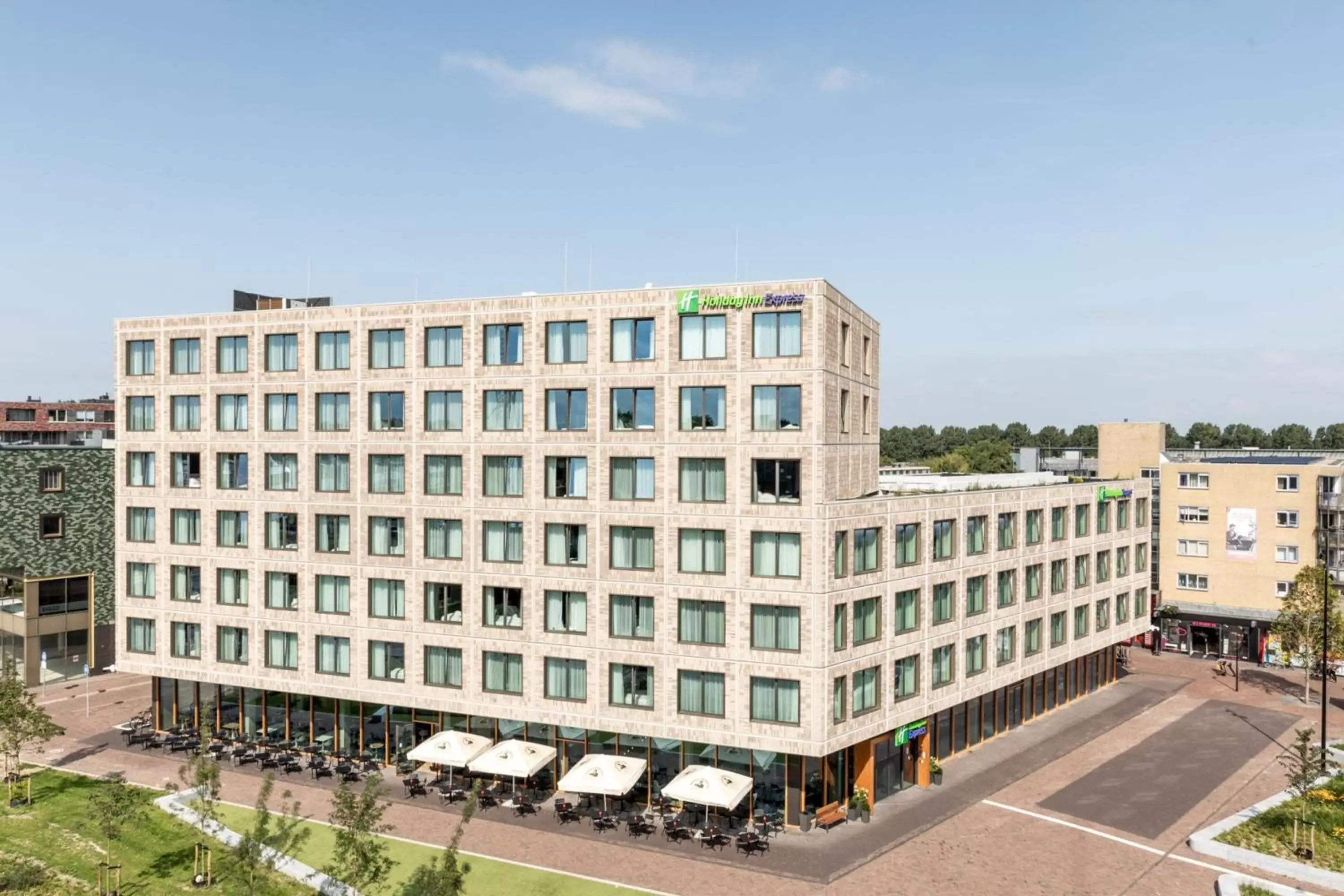 Property Building in Holiday Inn Express - Almere, an IHG Hotel