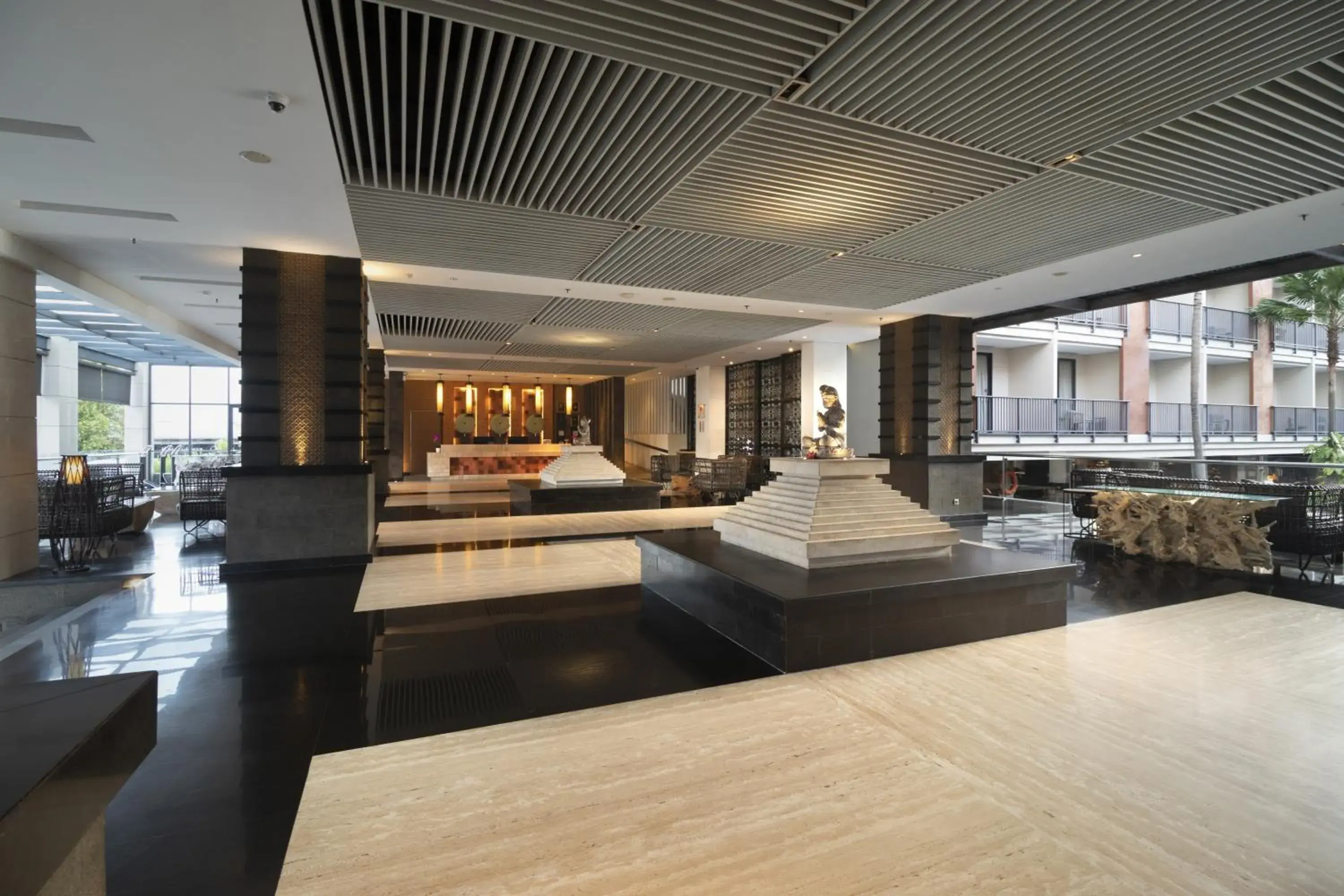 Property building, Lobby/Reception in Swiss-Belhotel Tuban