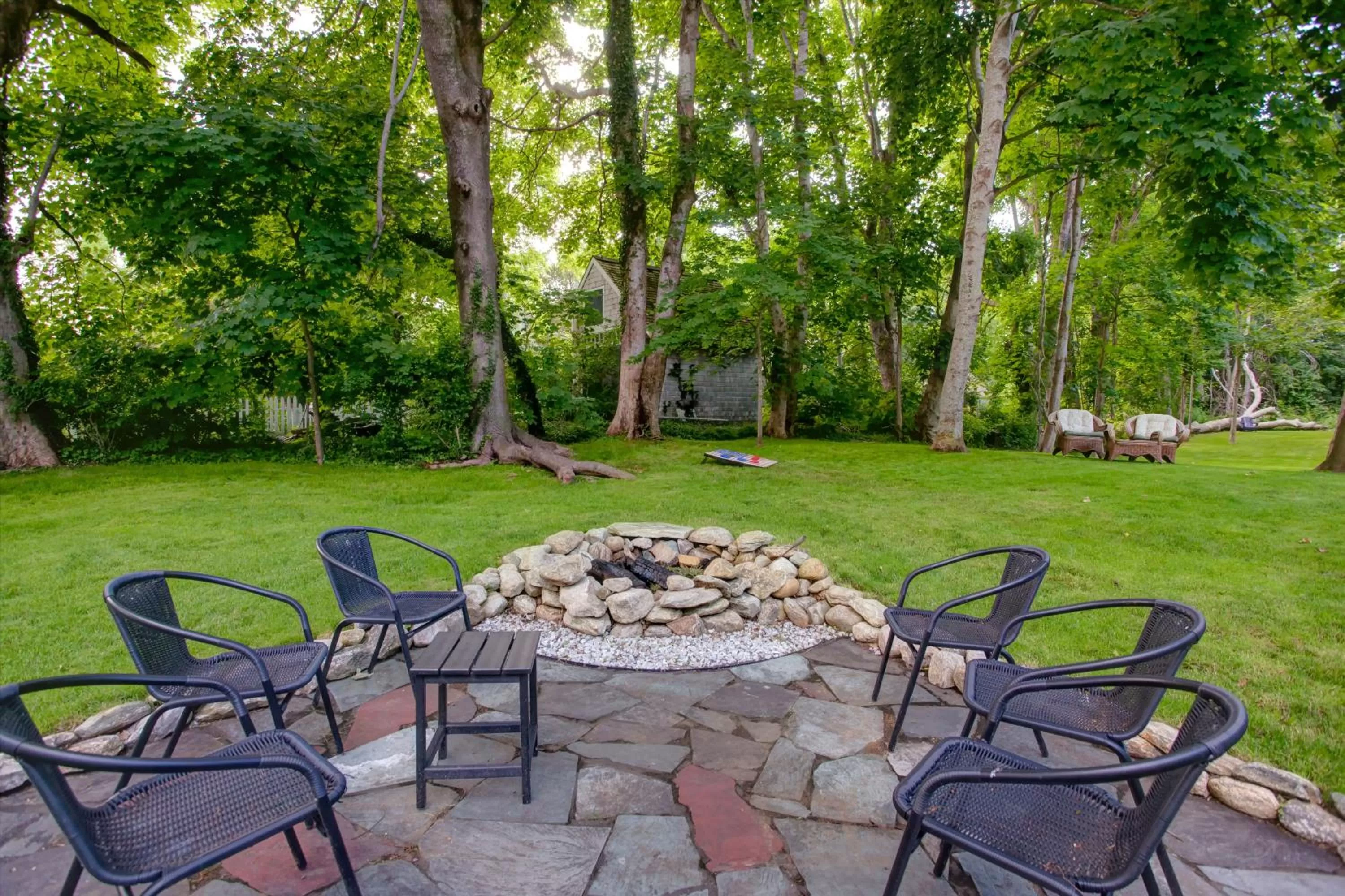 Patio in Inn On Main