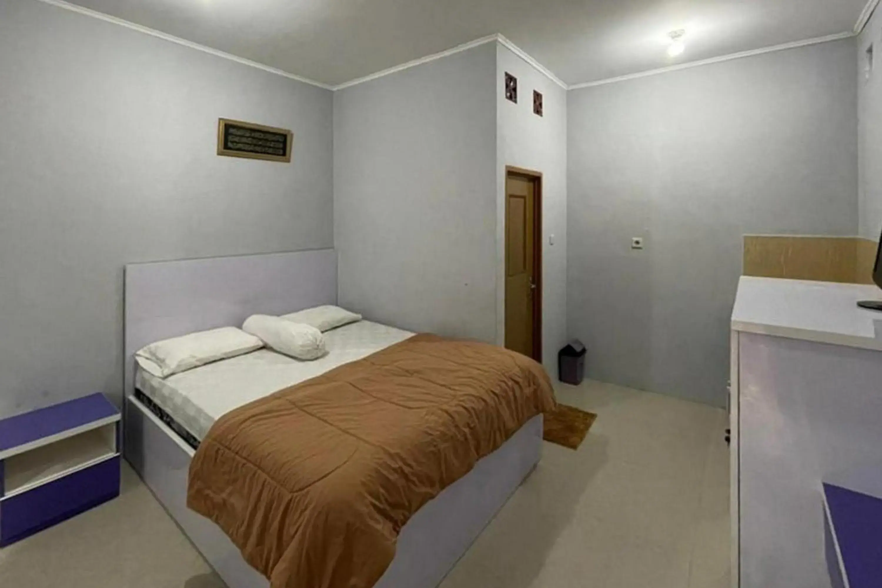 Bedroom, Bed in Villa Syariah Citeko RedPartner