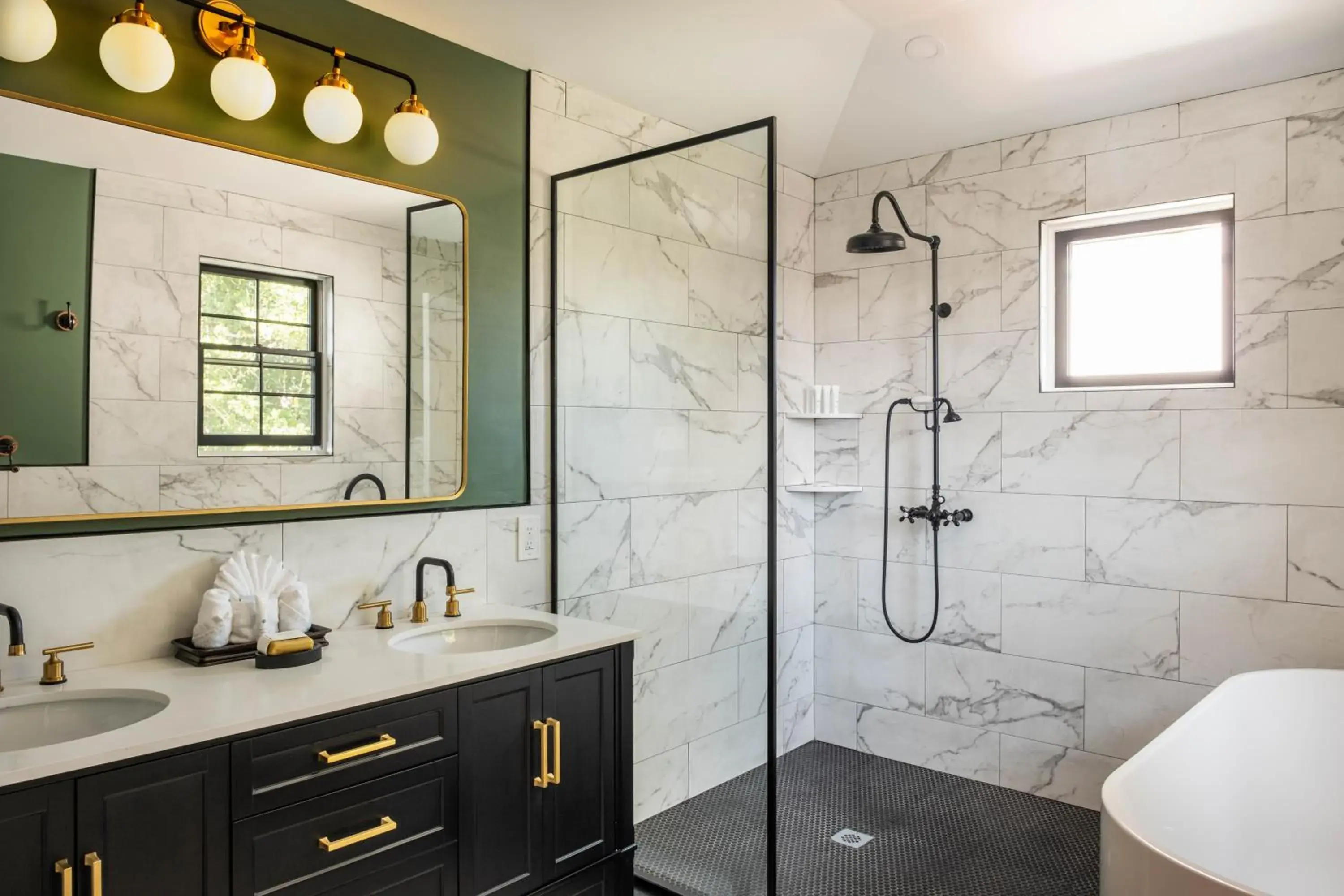 Bathroom in The Hen Houses