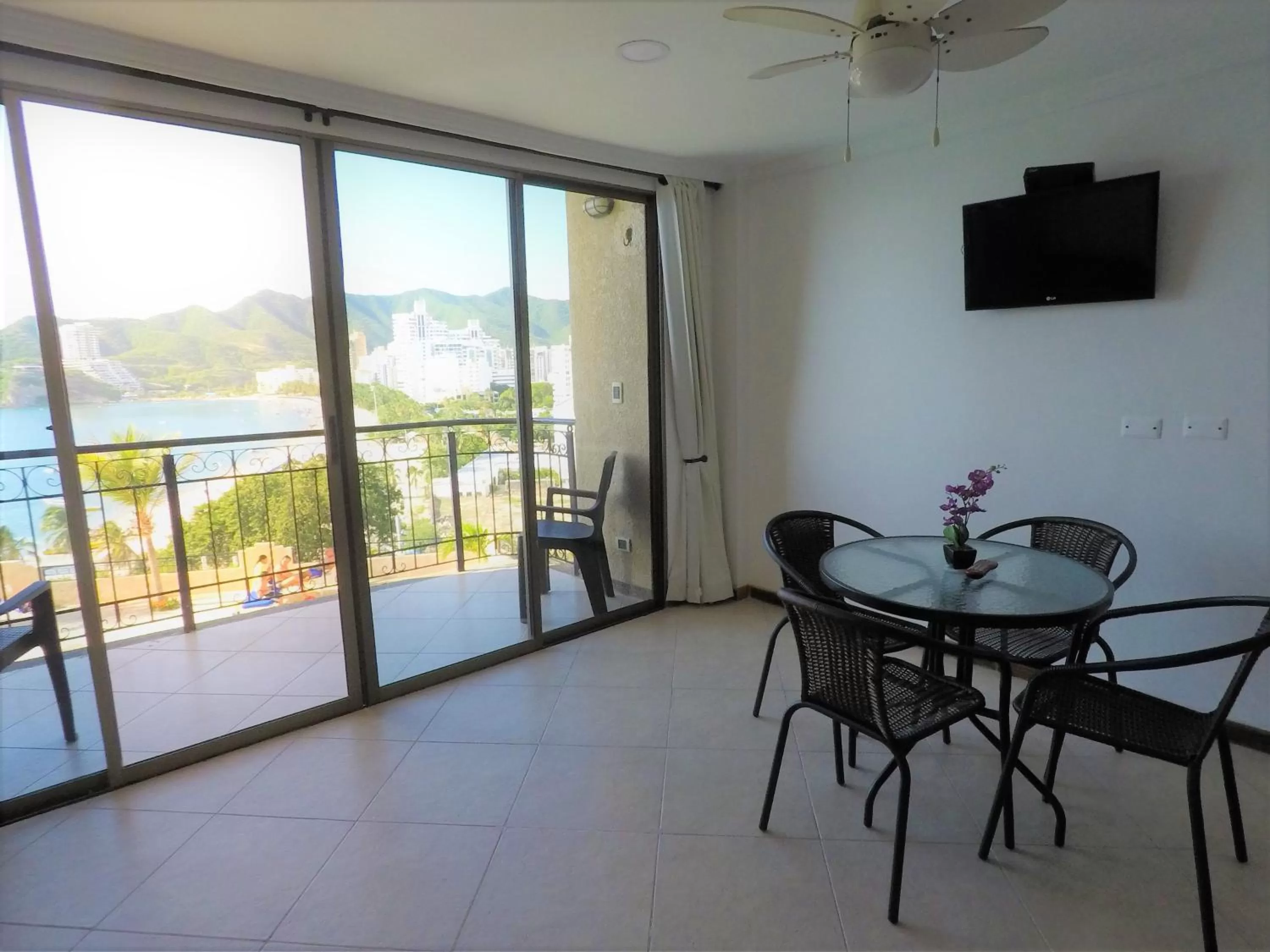 Balcony/Terrace in Edificio El Peñon del Rodadero Apartamento Playa Rodadero
