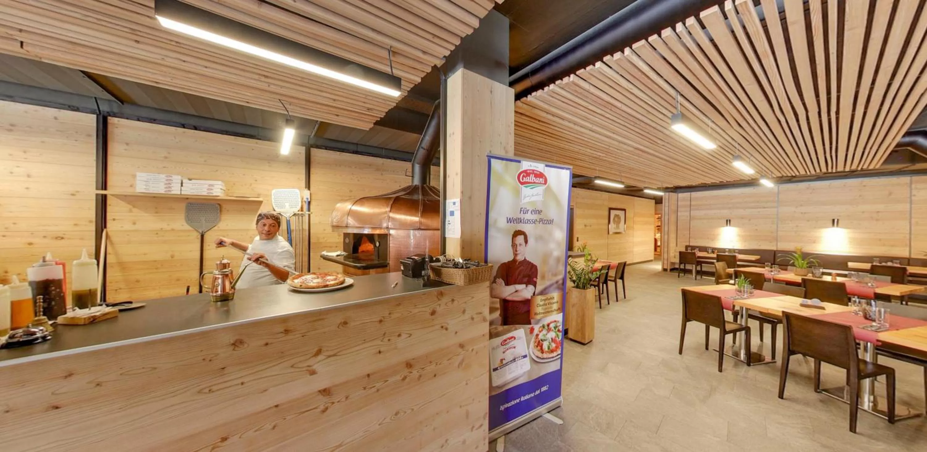 Restaurant/places to eat in Catrina Resort