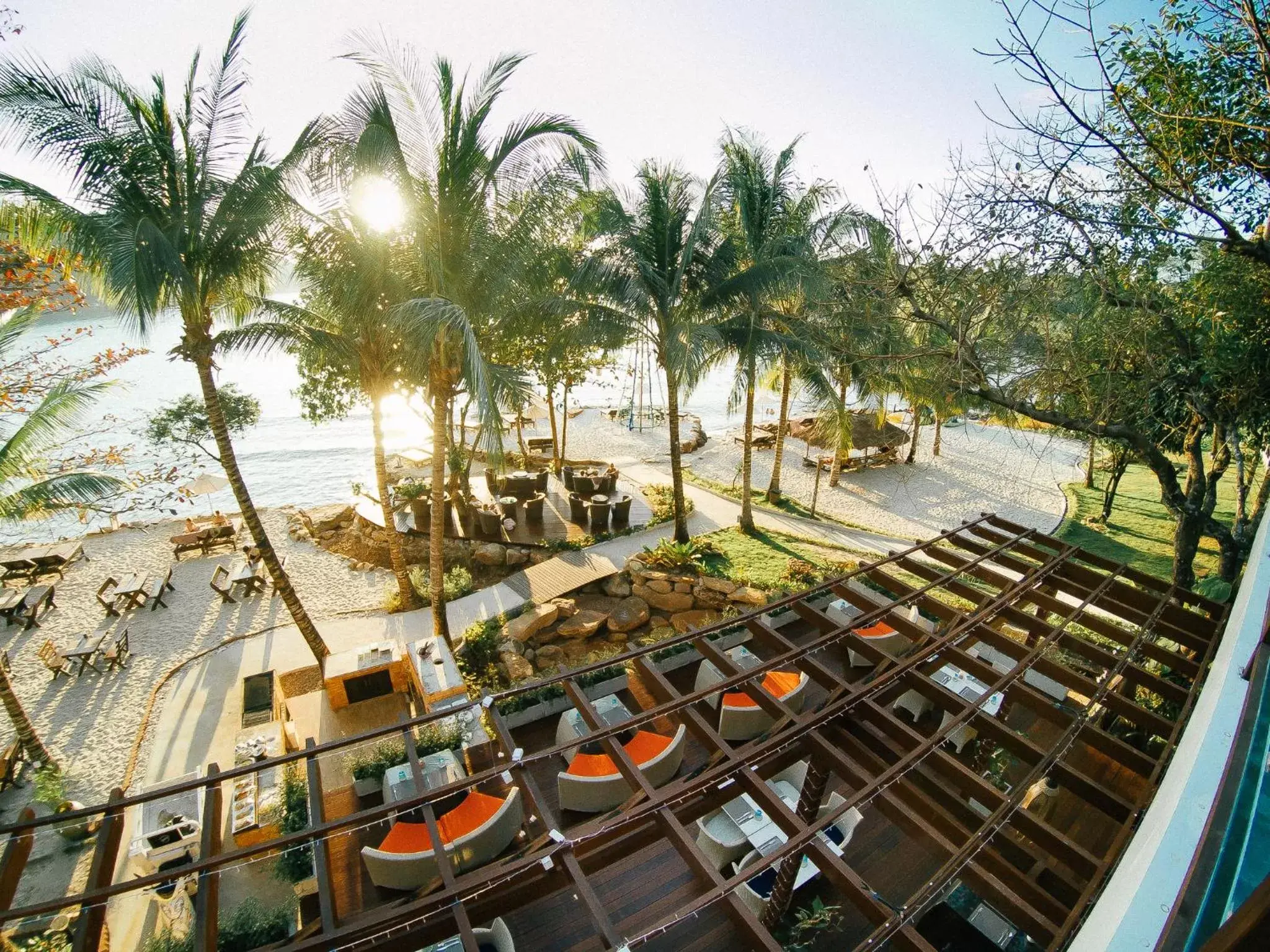 Restaurant/places to eat in The Beach Natural Resort Koh Kood Restaurant/places to eat in The Beach Natural Resort Koh Kood