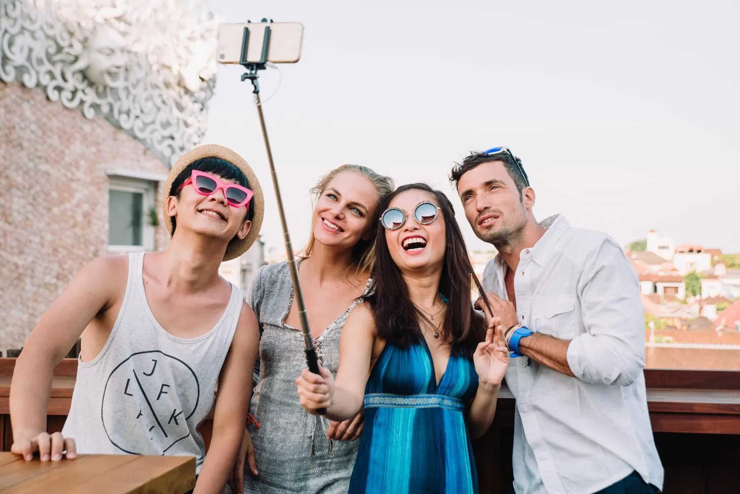 People in Cara Cara Inn