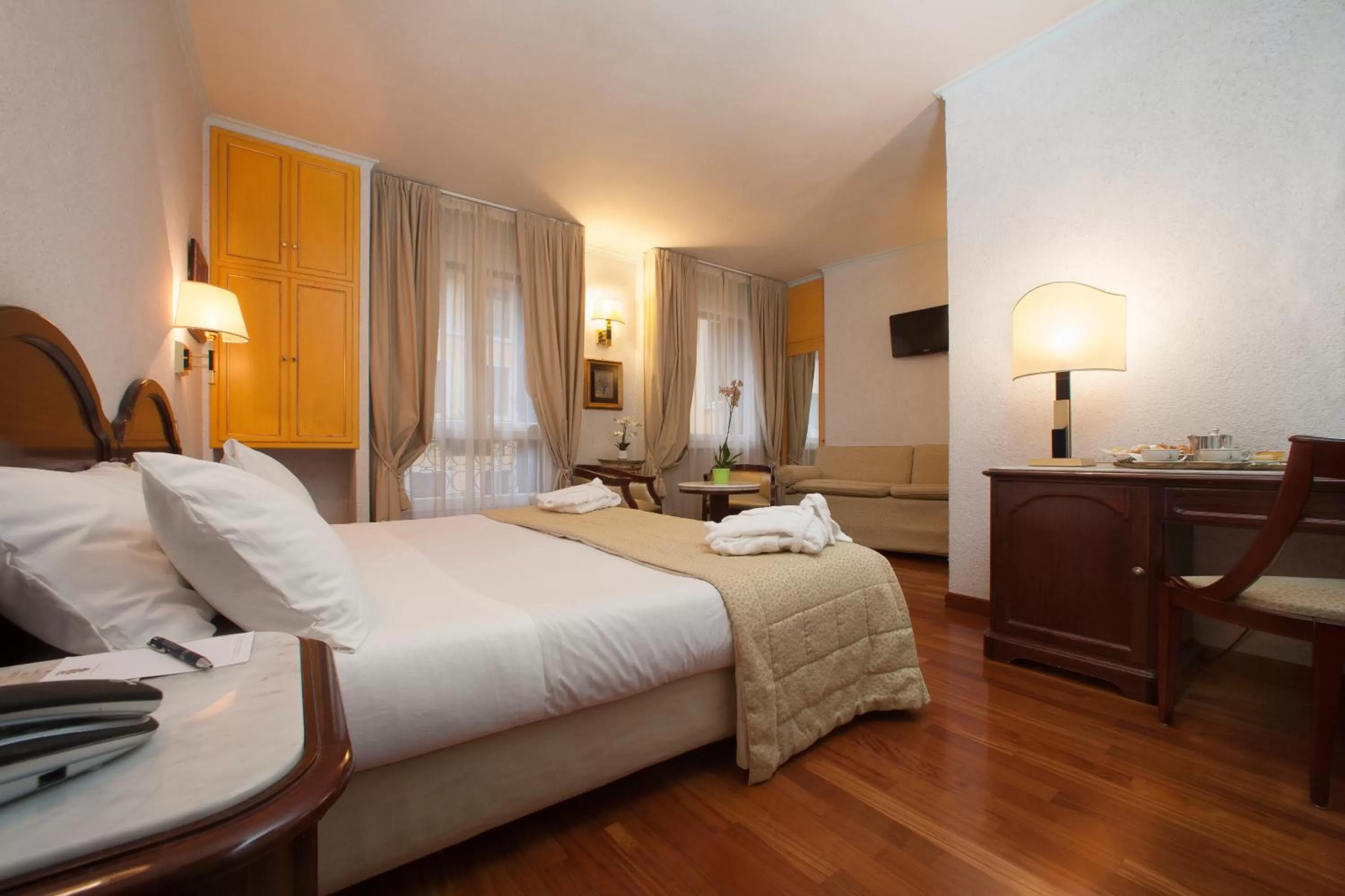 Junior Suite in Majestic Toscanelli (centro storico)