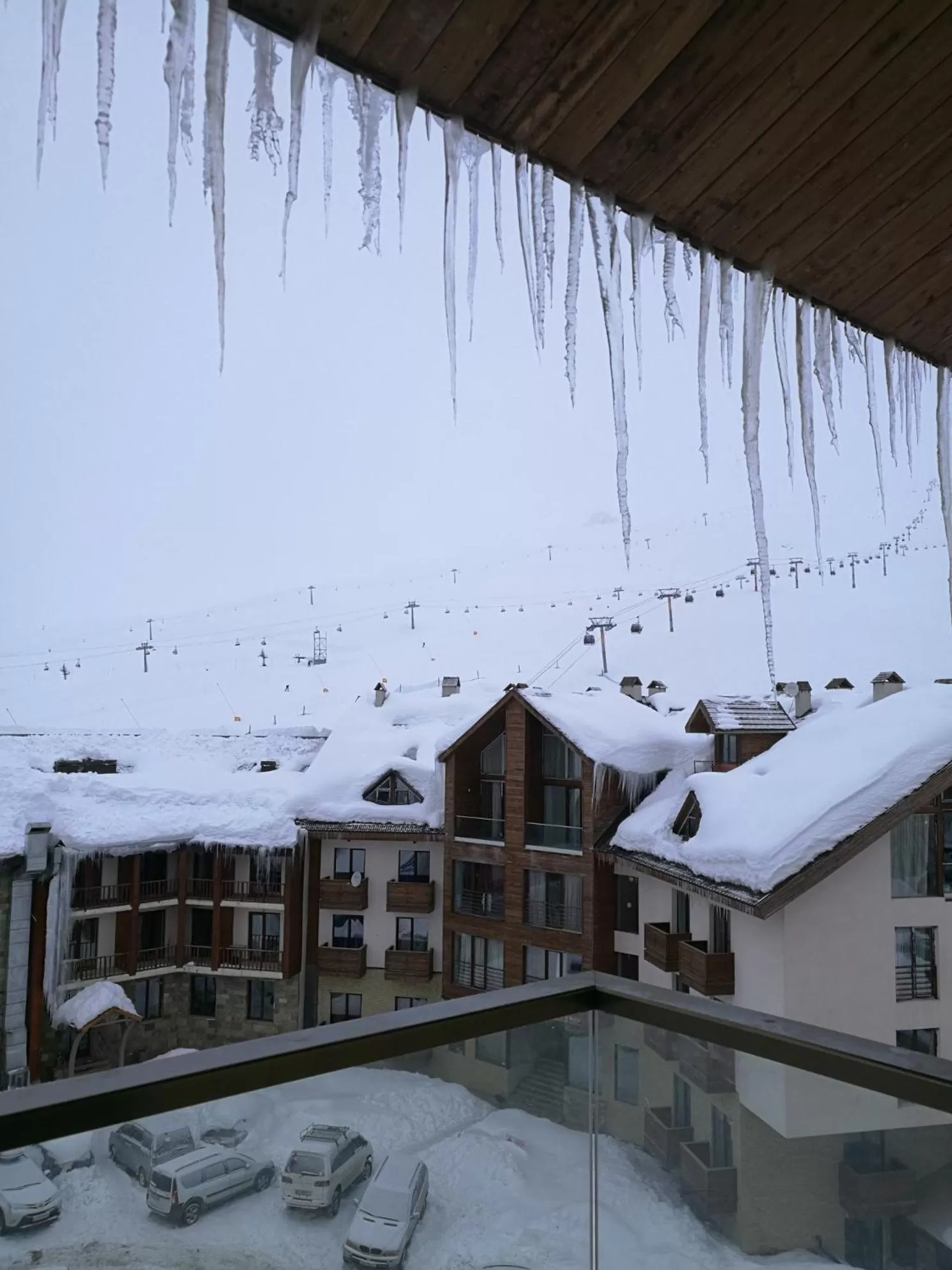 Frozen View New Gudauri