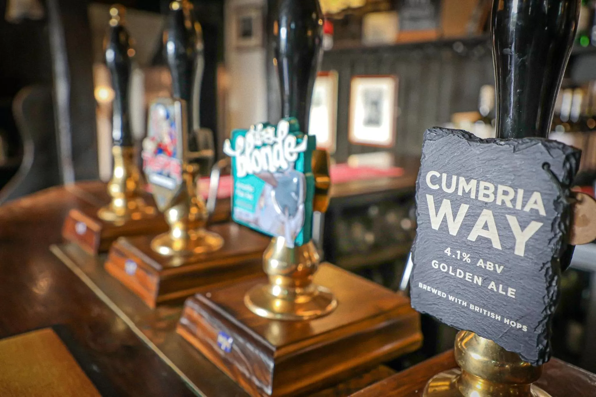 Lounge or bar in Queens Head Inn, Tirril