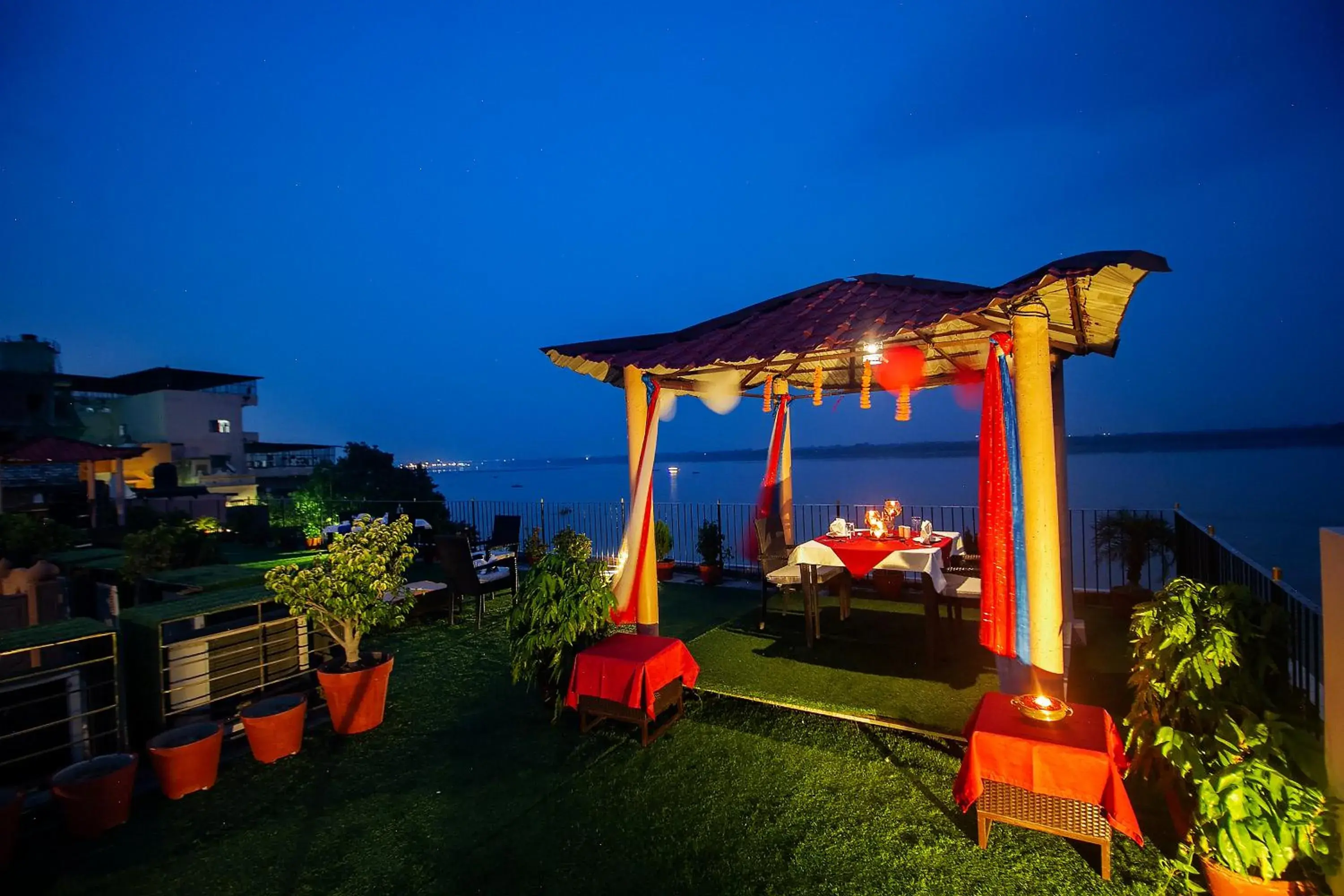 Dining area in Suryauday Haveli - An Amritara Resort