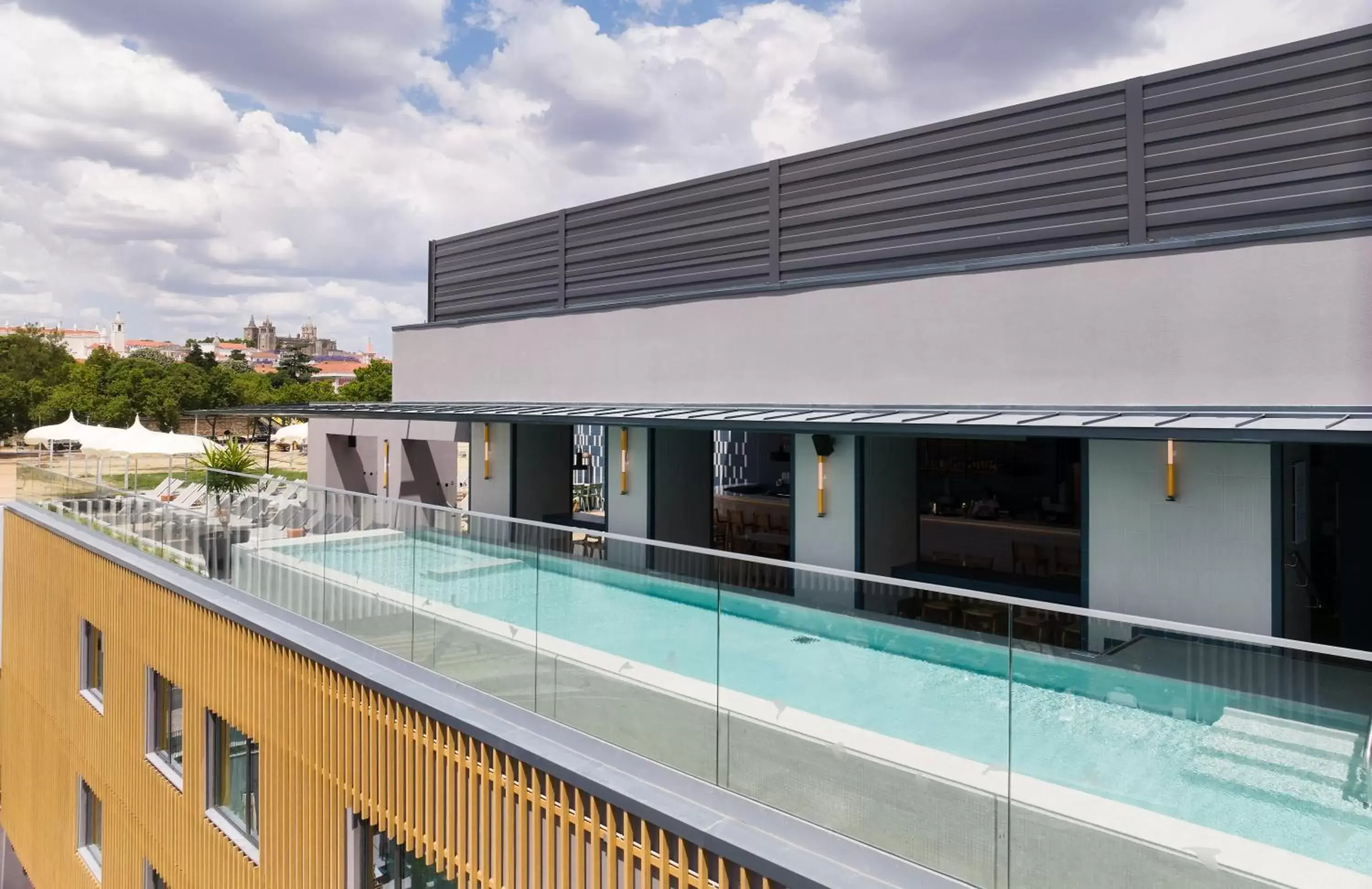 Swimming Pool in Hilton Garden Inn Evora