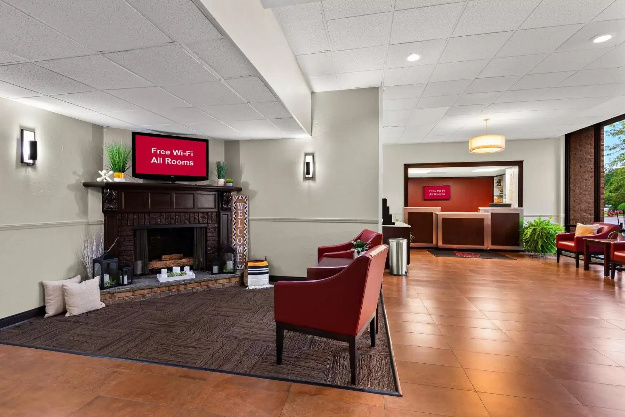 Lobby or reception in Red Roof Inn Norwich