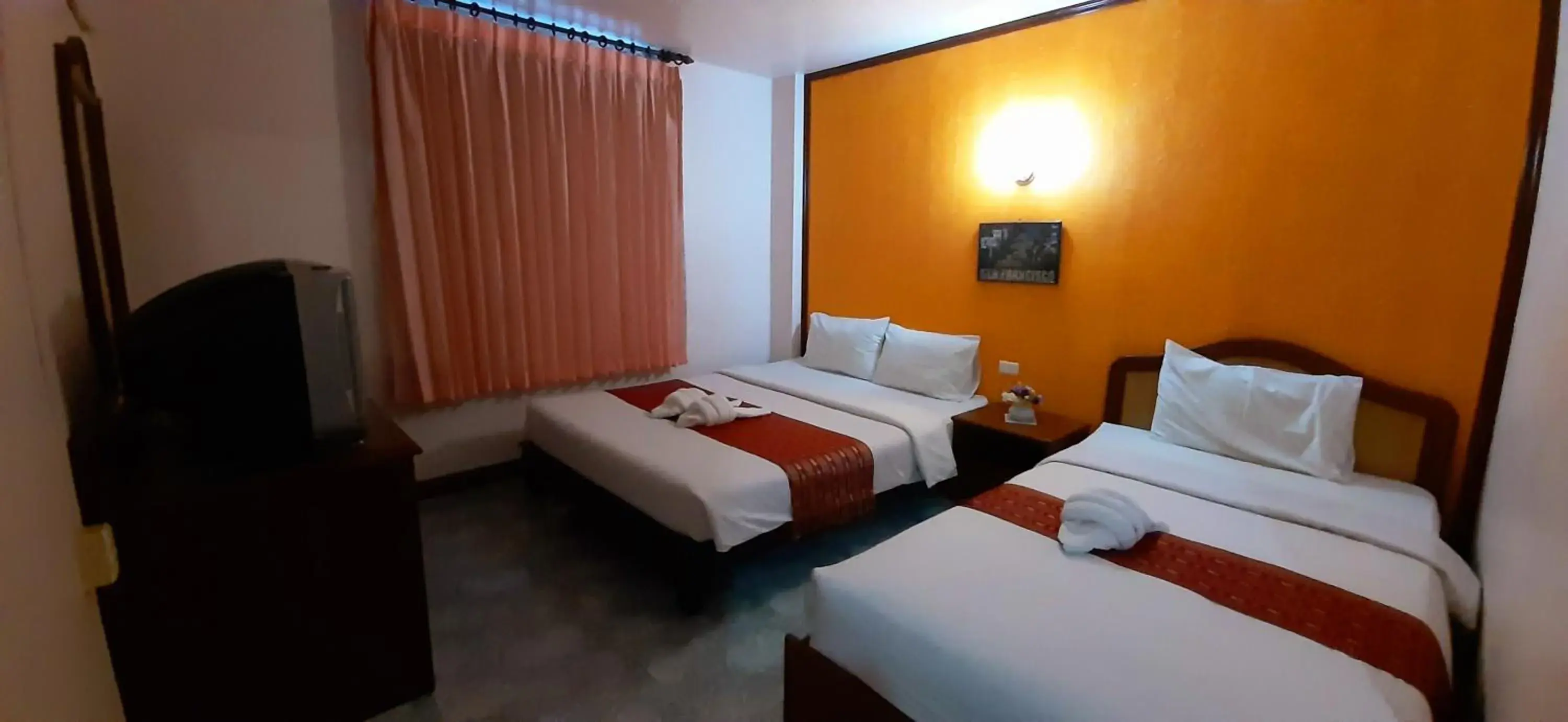 Bed in Thepparat Lodge Krabi