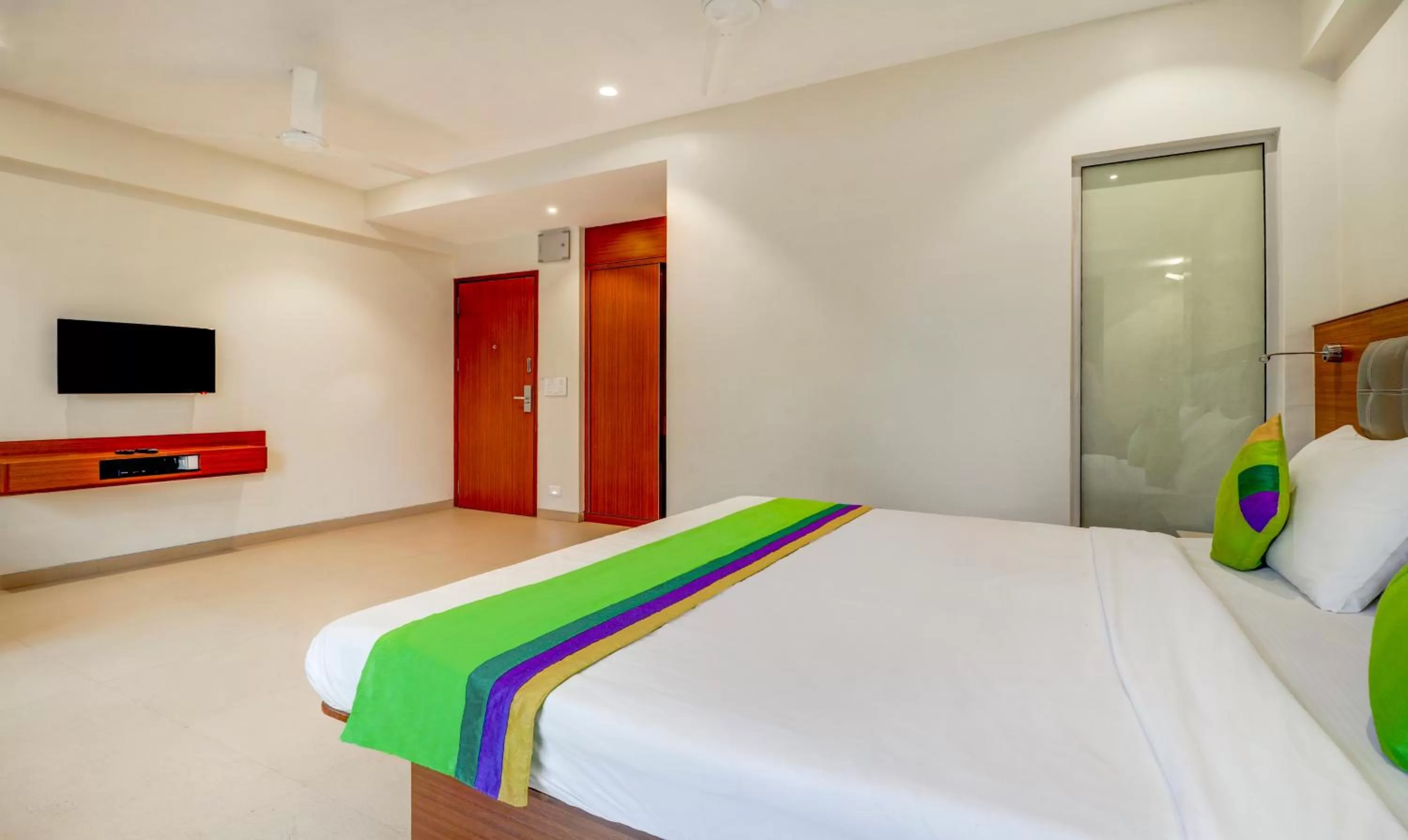 Bed in Treebo Ranjeet Shivaji Nagar