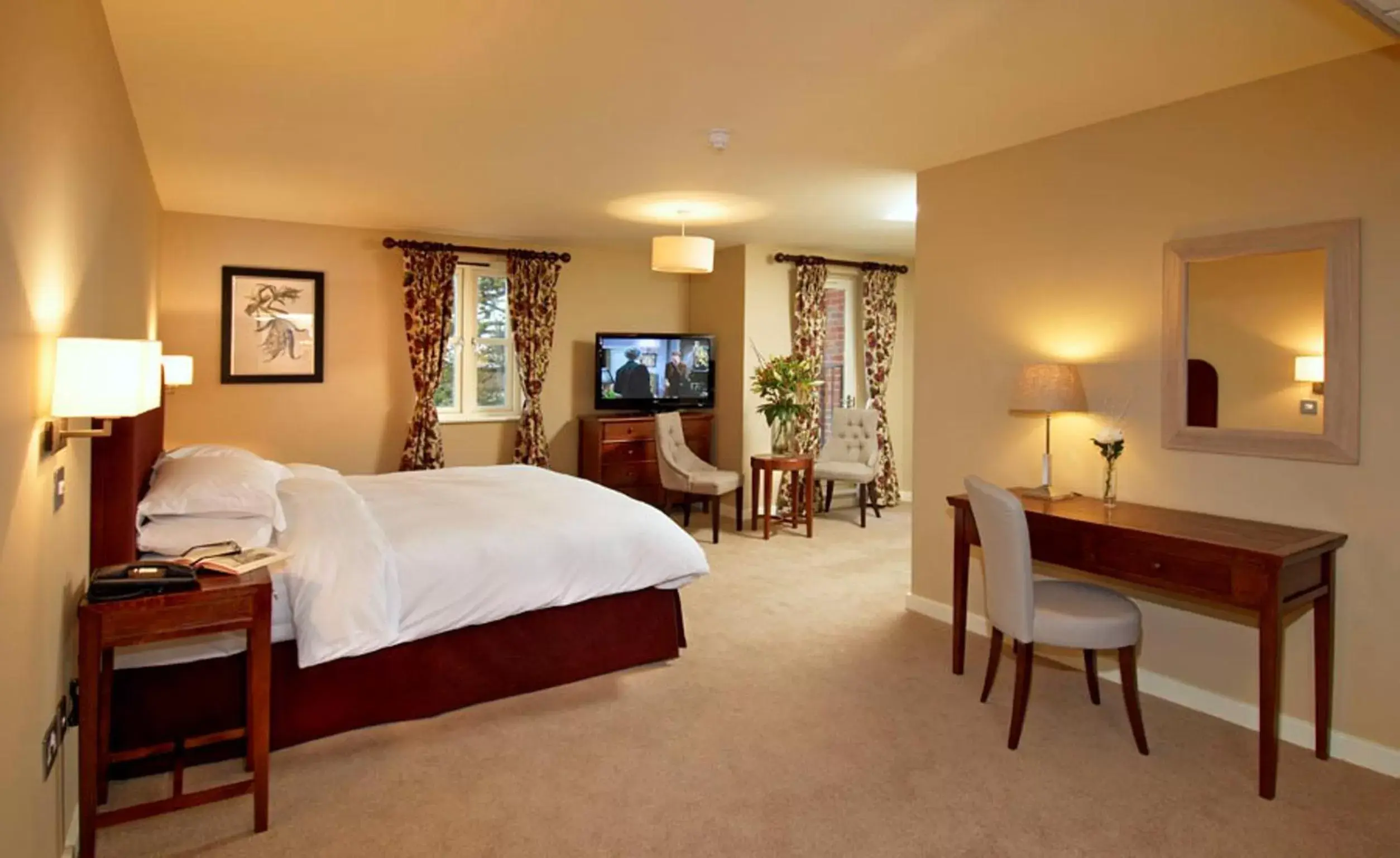 Bedroom in Mercure Thame Lambert Hotel