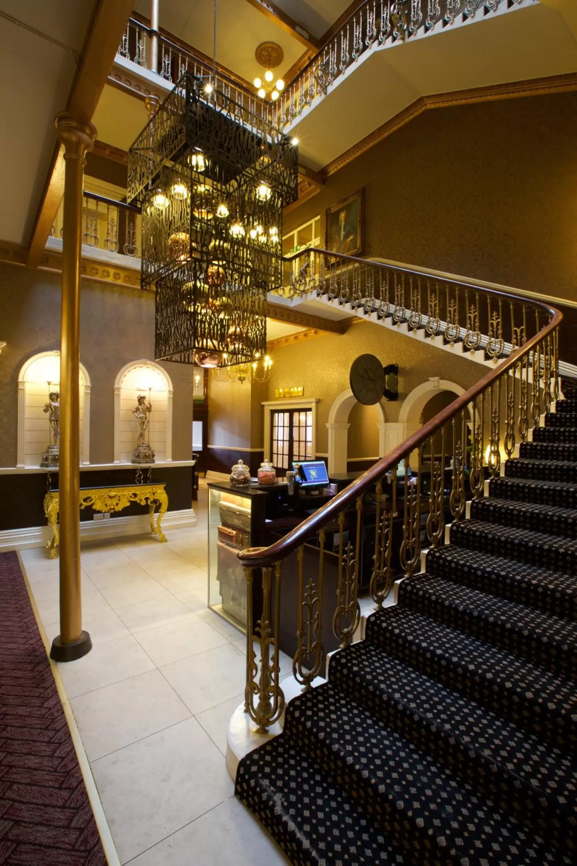 Lobby or reception, Lobby/Reception in The Queen at Chester Hotel, BW Premier Collection