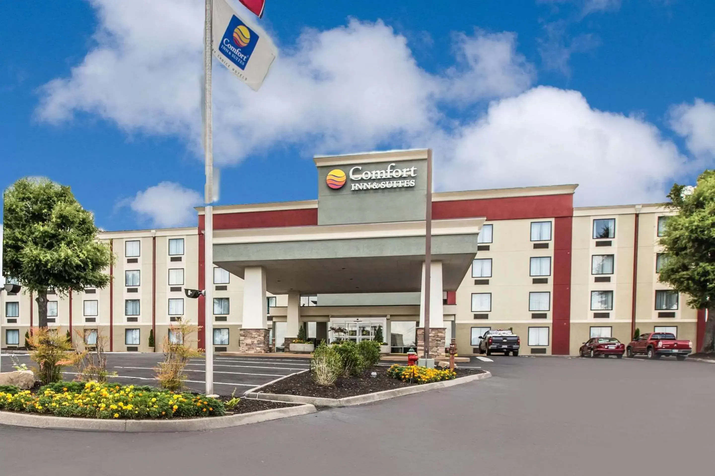 Property Building in Comfort Inn & Suites Knoxville West