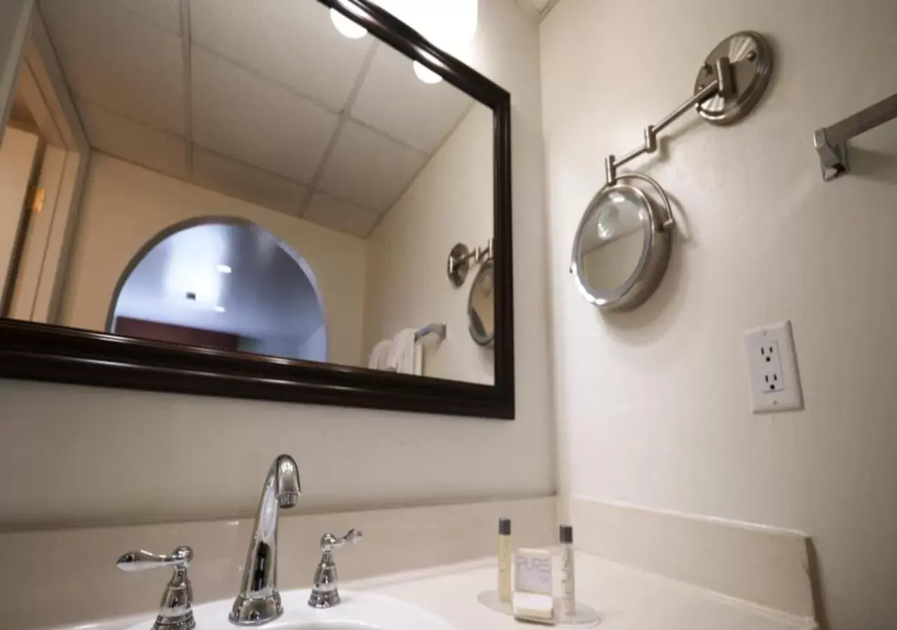 Bathroom in Los Abrigados Resort and Spa