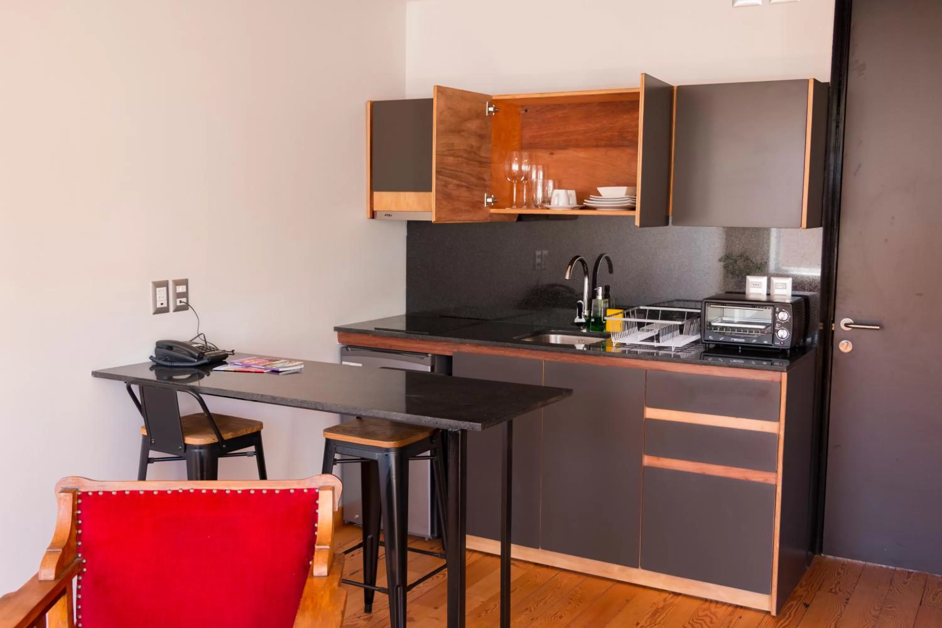 Kitchen or kitchenette in Augusta Hotel