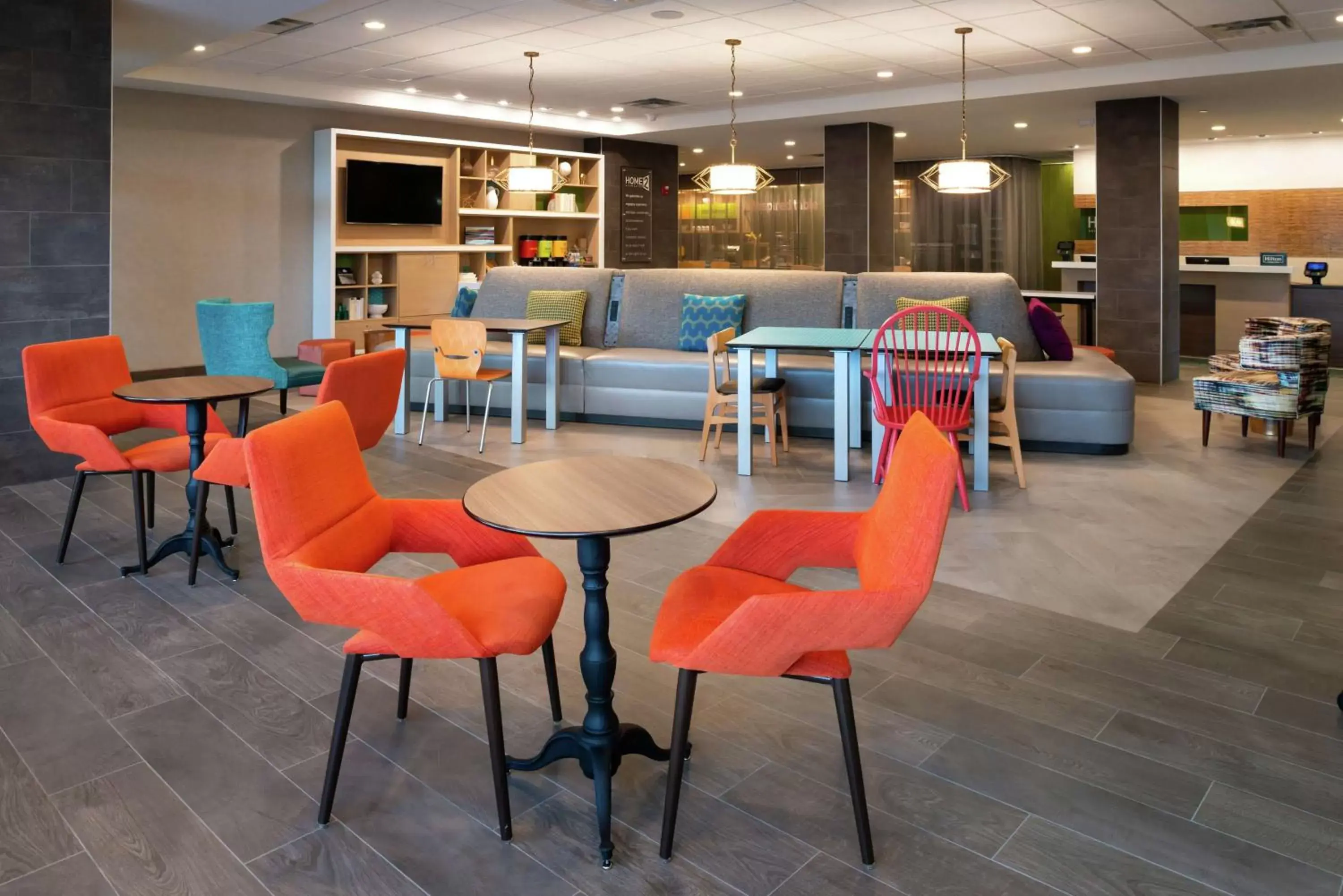 Lobby or reception, Lounge/Bar in Home2 Suites By Hilton New Albany Columbus