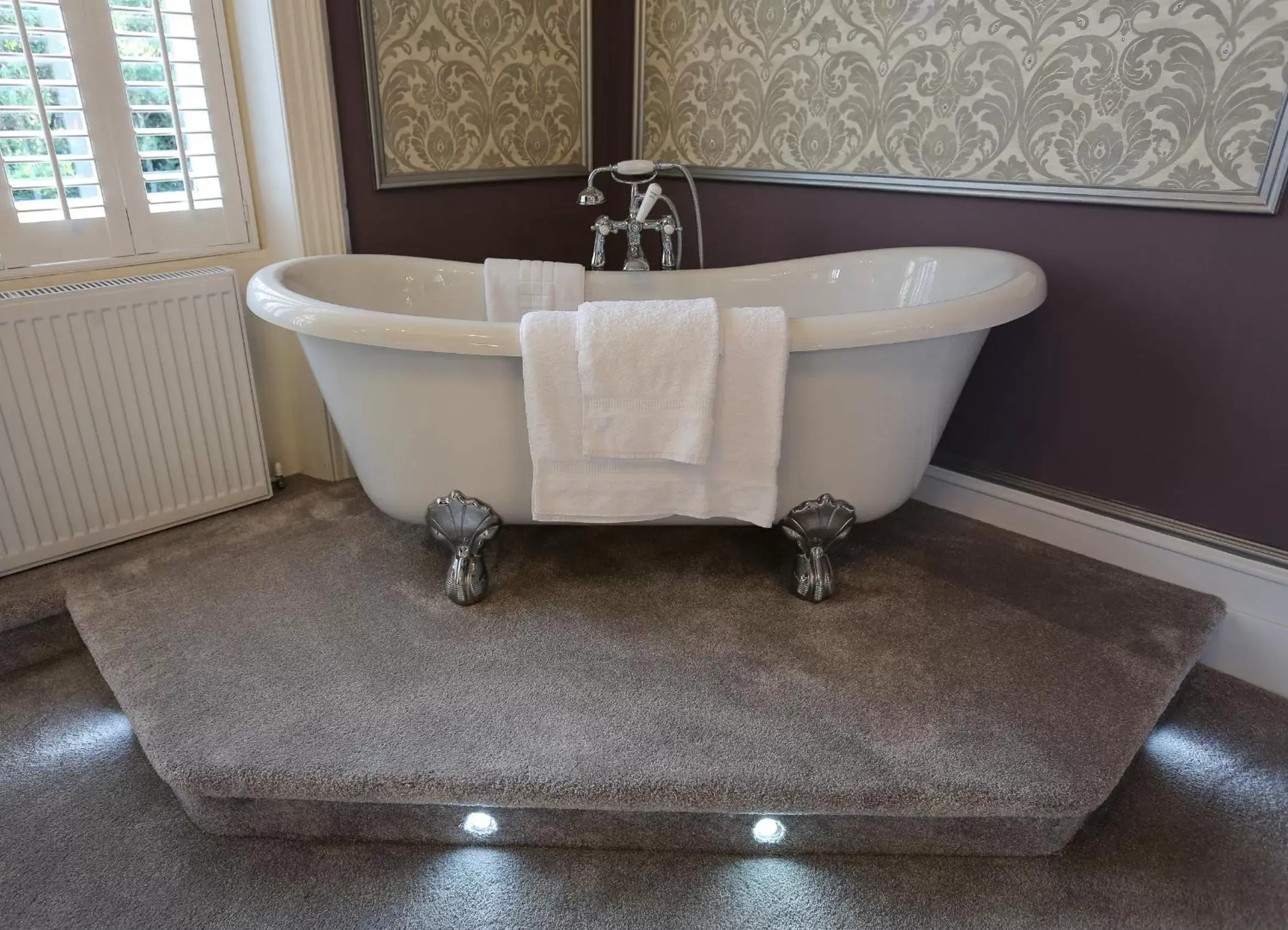 Bedroom, Bathroom in Derby Manor