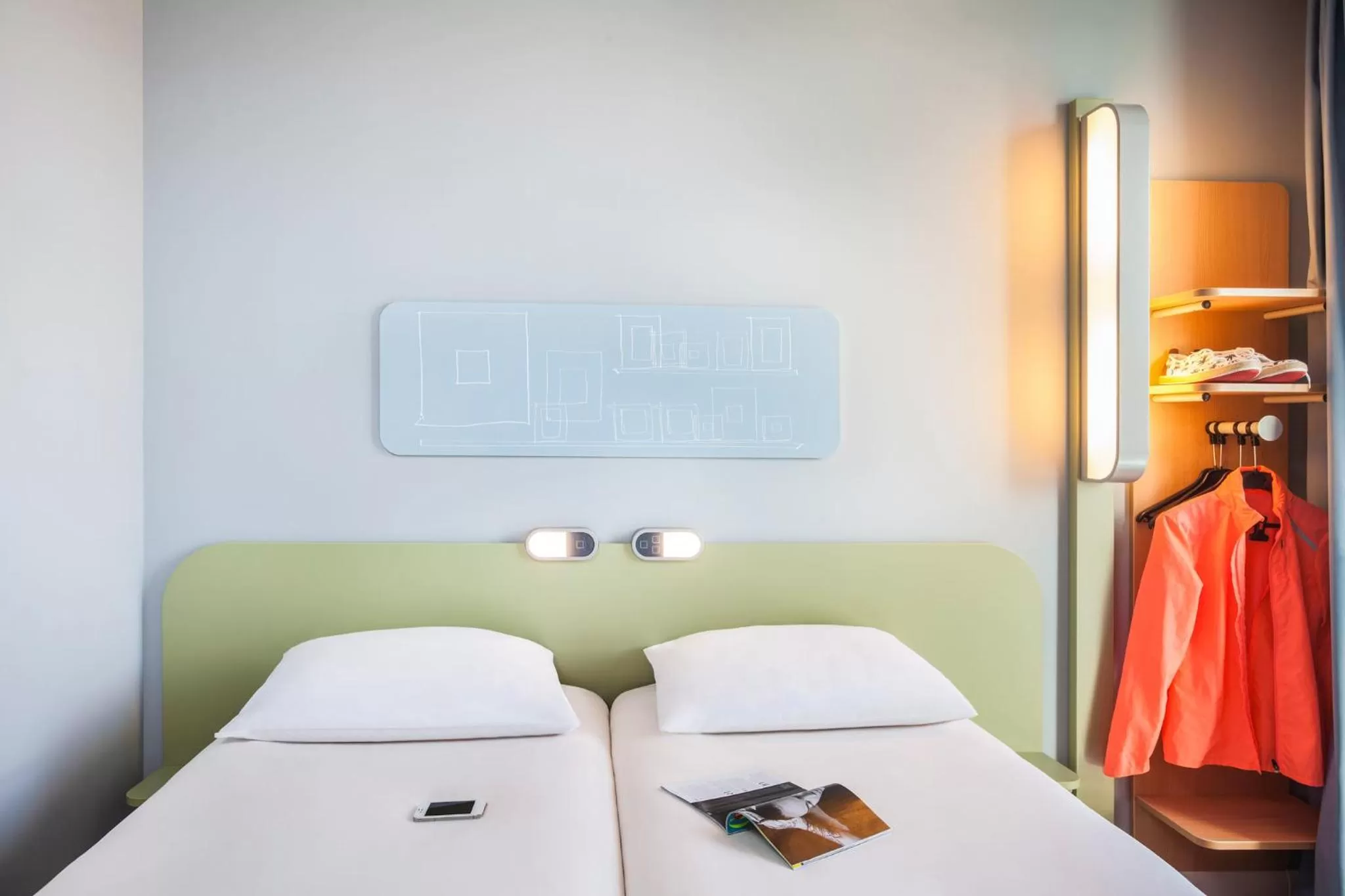 Bedroom, Bed in Ibis Budget Mulhouse Centre Gare