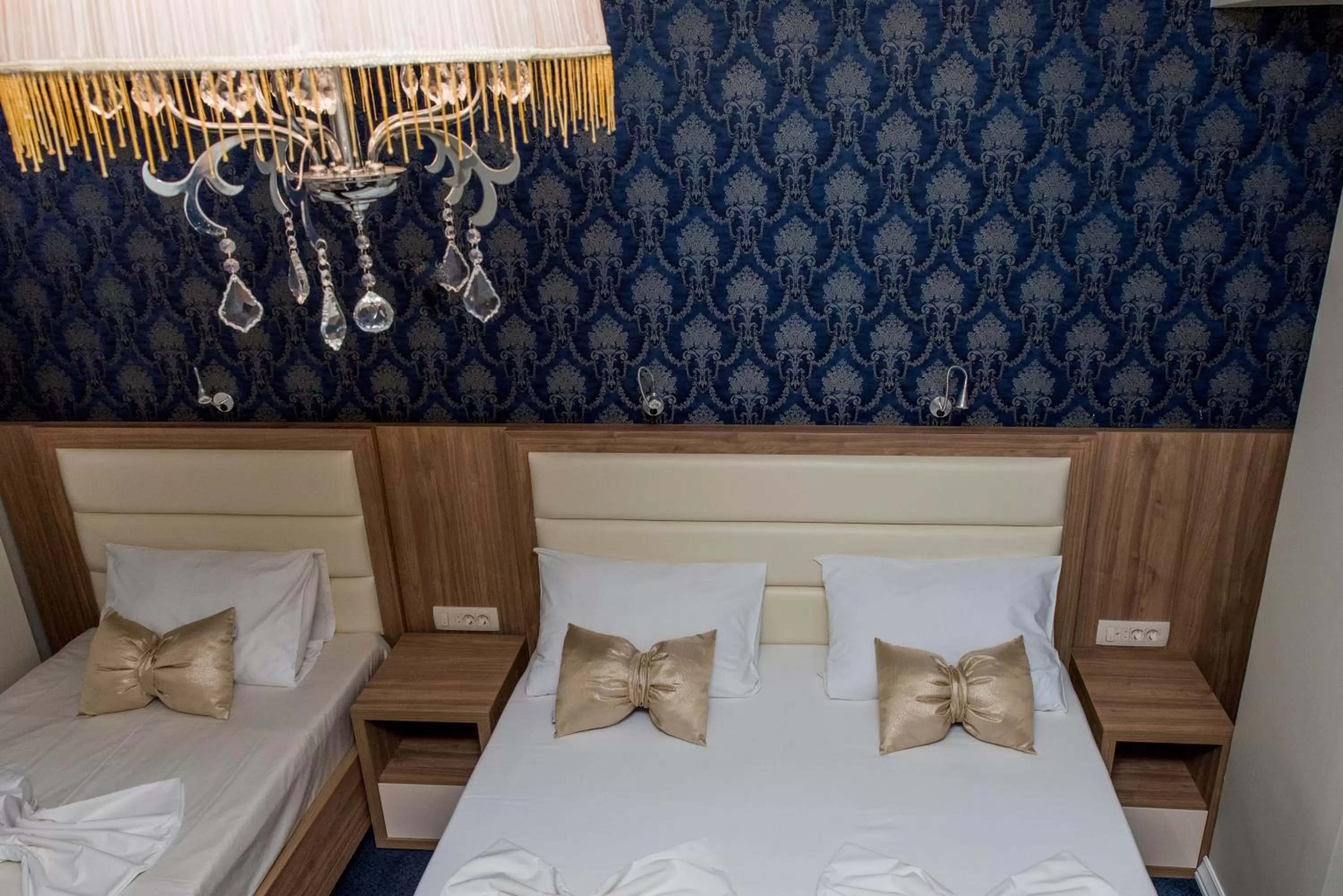 bunk bed, Bed in Hotel Crnogorska Kuća