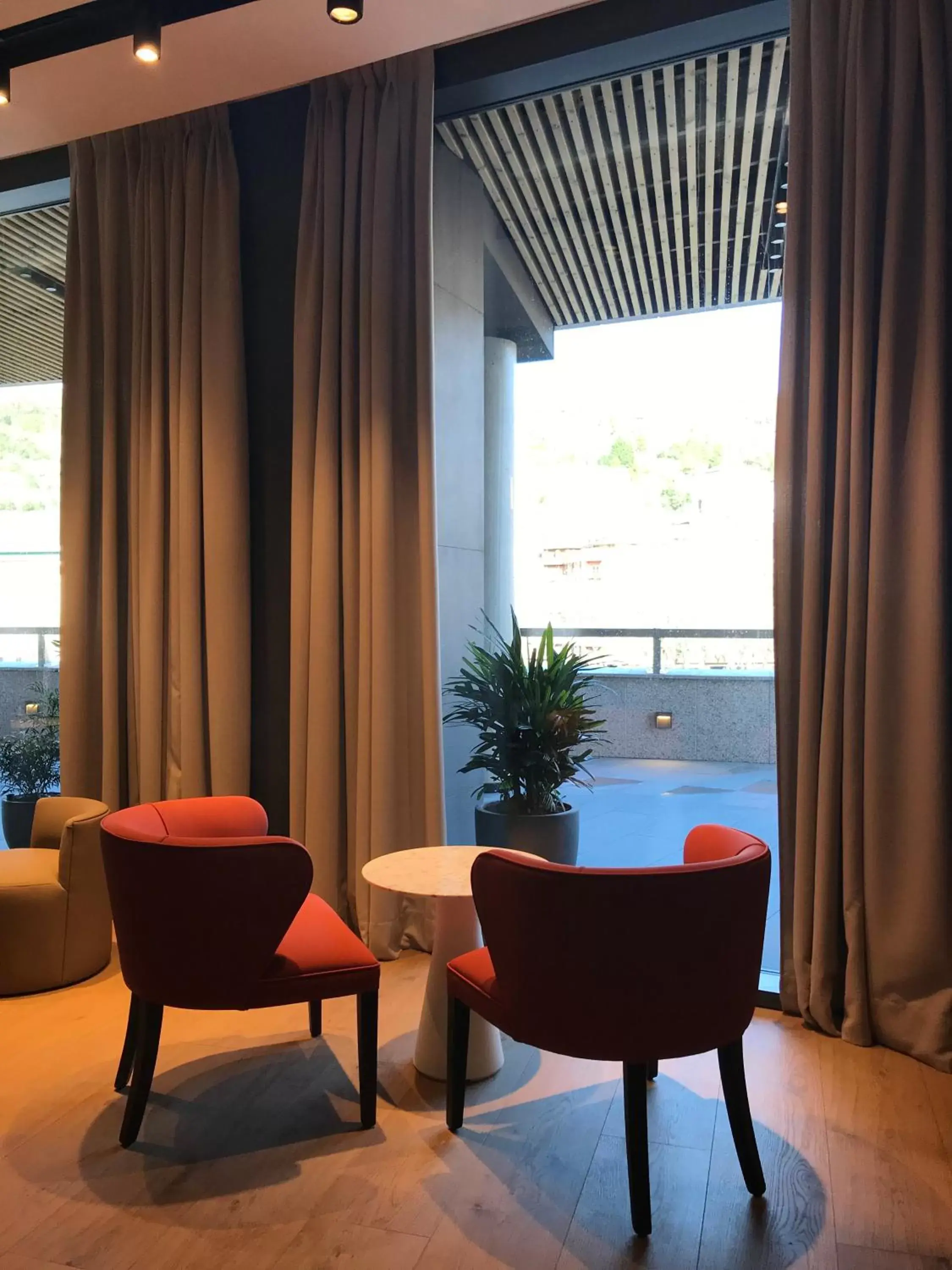 Lounge or bar, Seating Area in Vincci Consulado de Bilbao