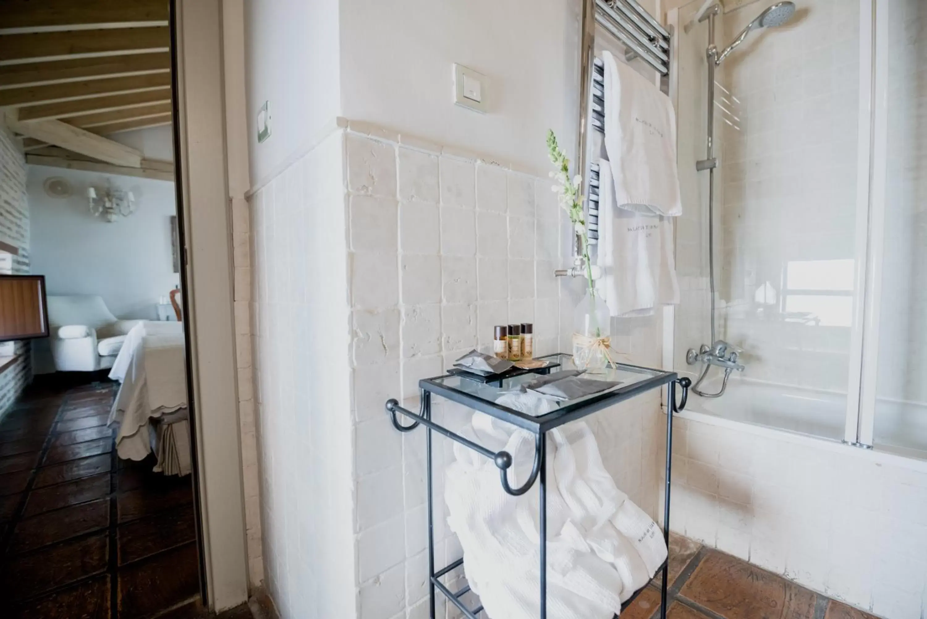 Photo of the whole room, Bathroom in Palacio De Los Navas