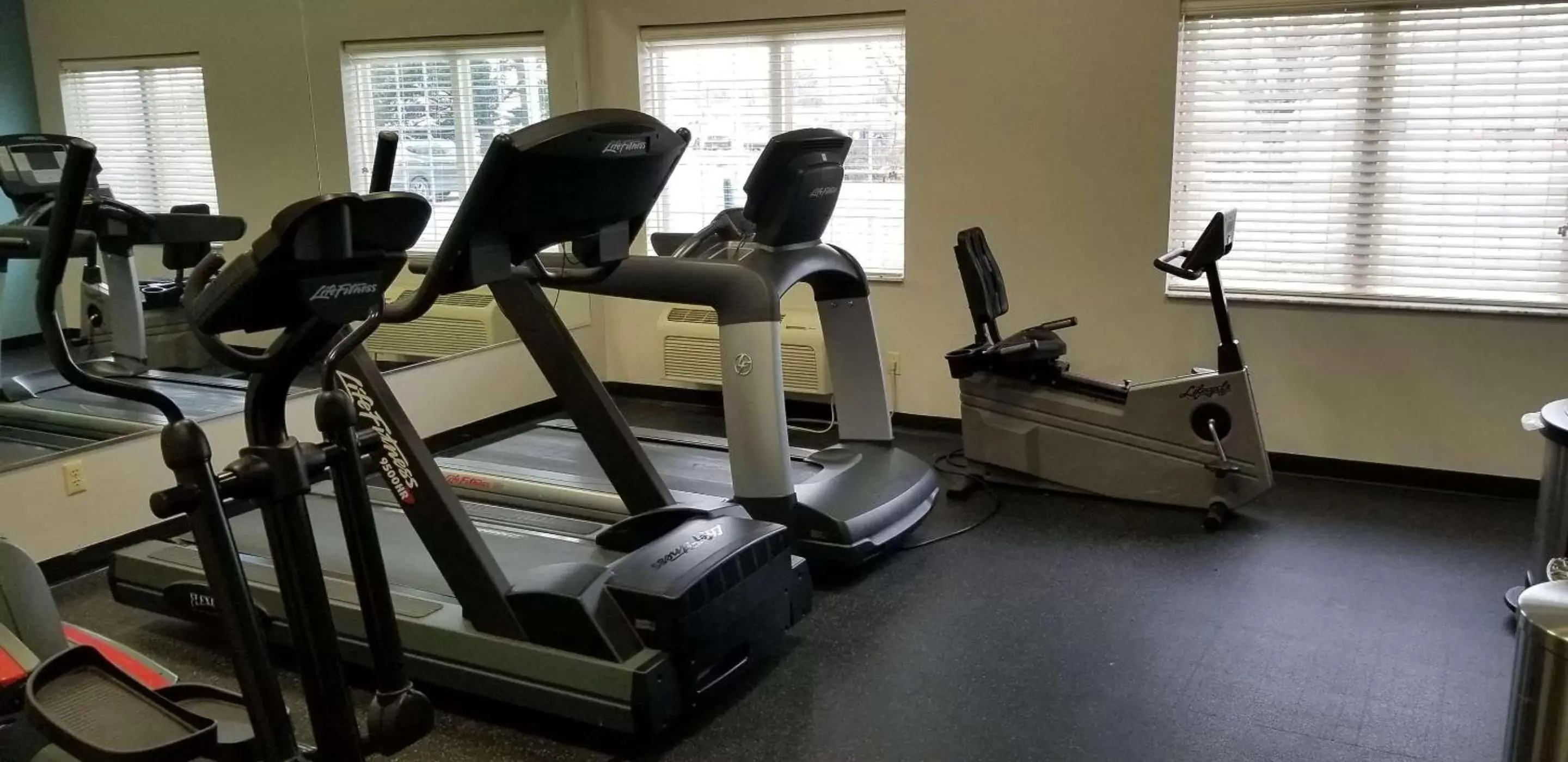 Fitness centre/facilities, Fitness Center/Facilities in Country Inn & Suites by Radisson, Kalamazoo, MI
