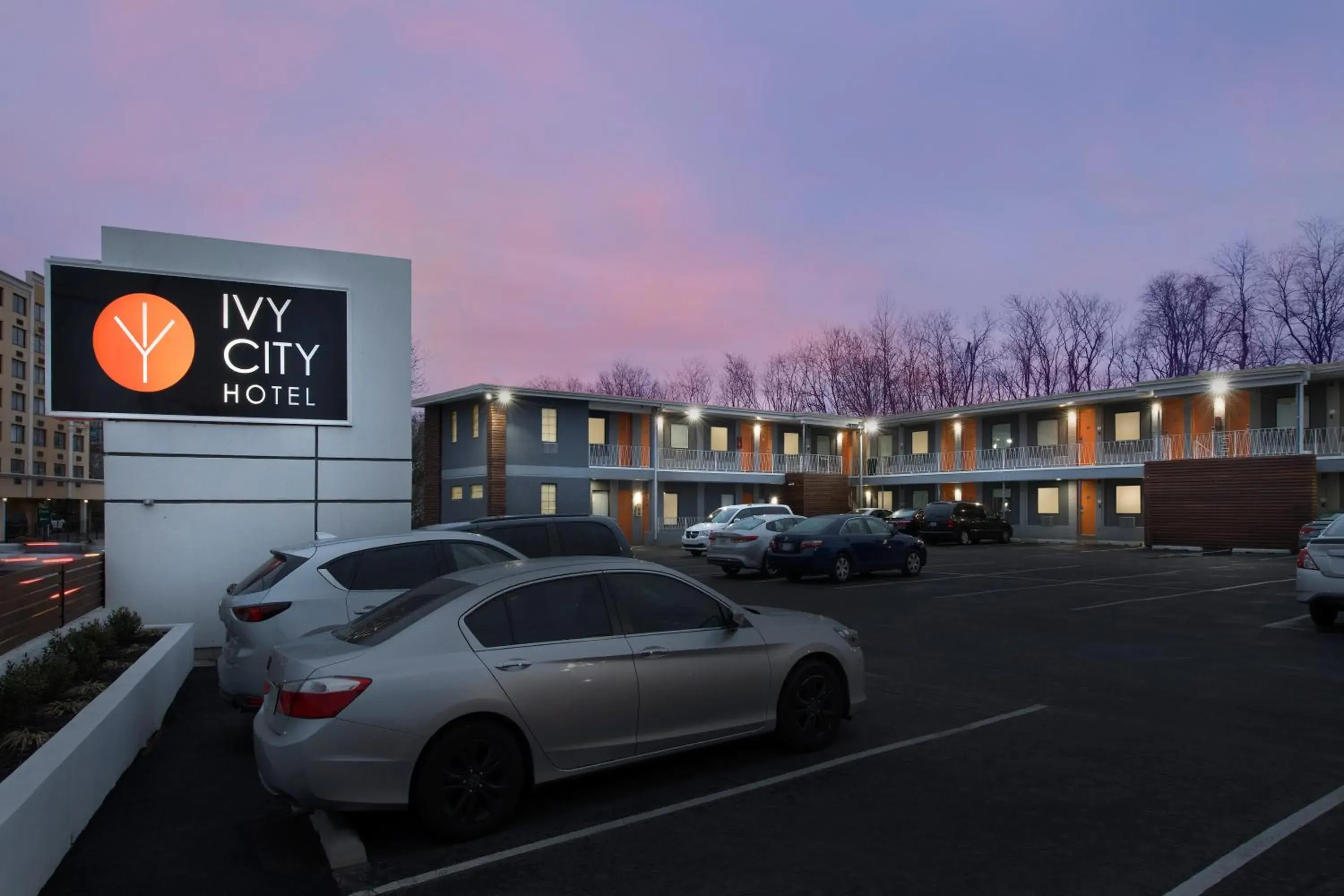 Facade/entrance, Property Building in Ivy City Hotel