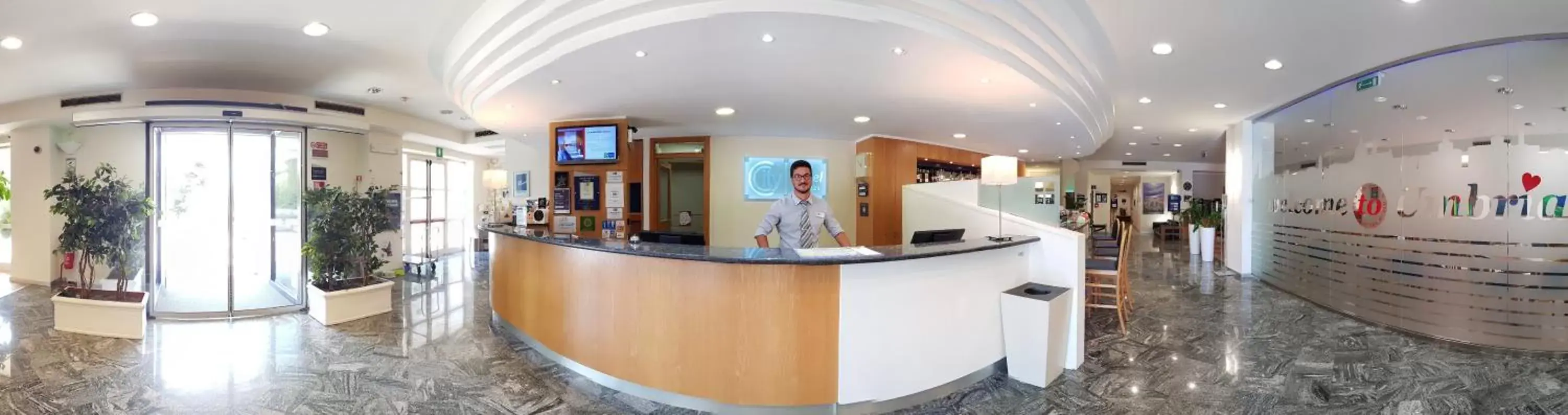 Staff, Lobby/Reception in City Hotel & Suites